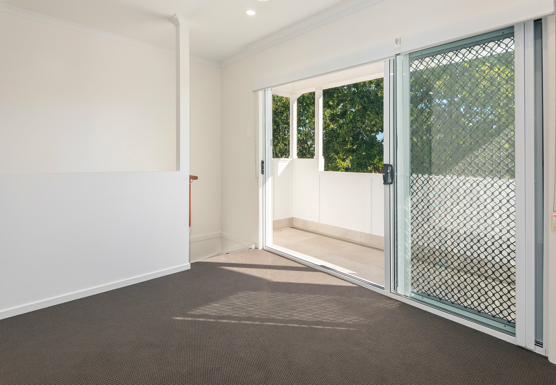 2 158 Allen Street, HAMILTON