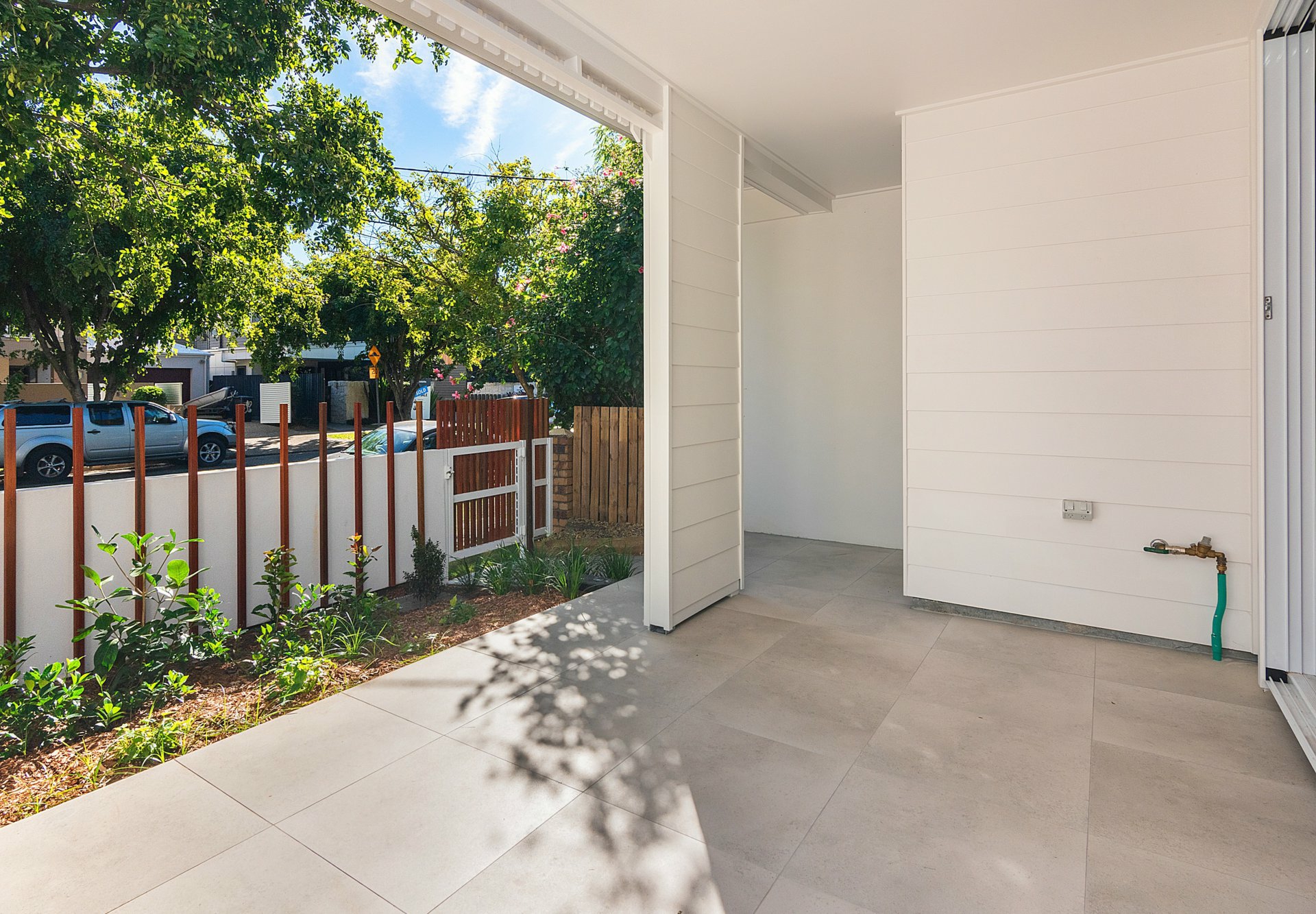 2 158 Allen Street, HAMILTON