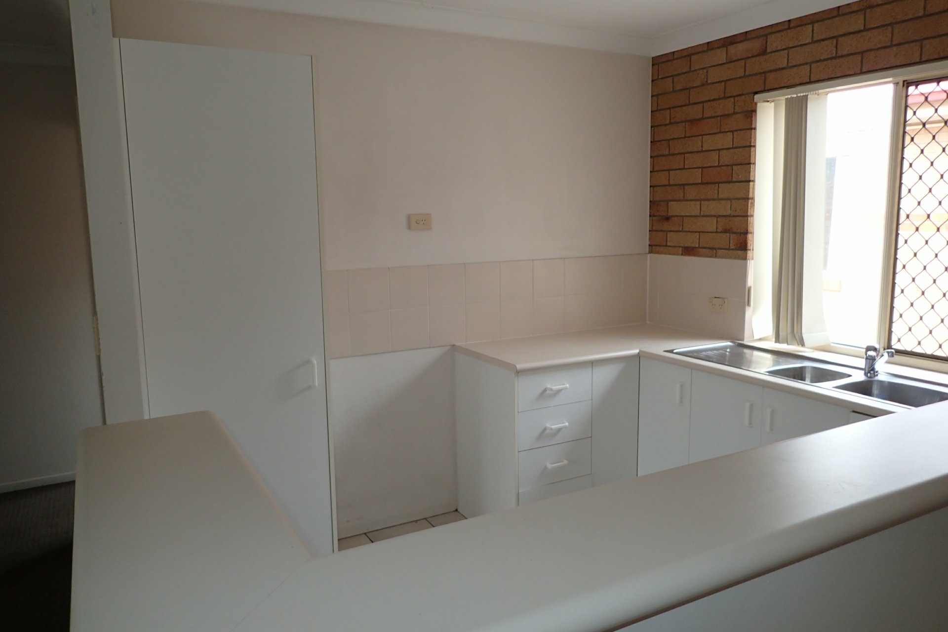 6/169 Flower Street, NORTHGATE