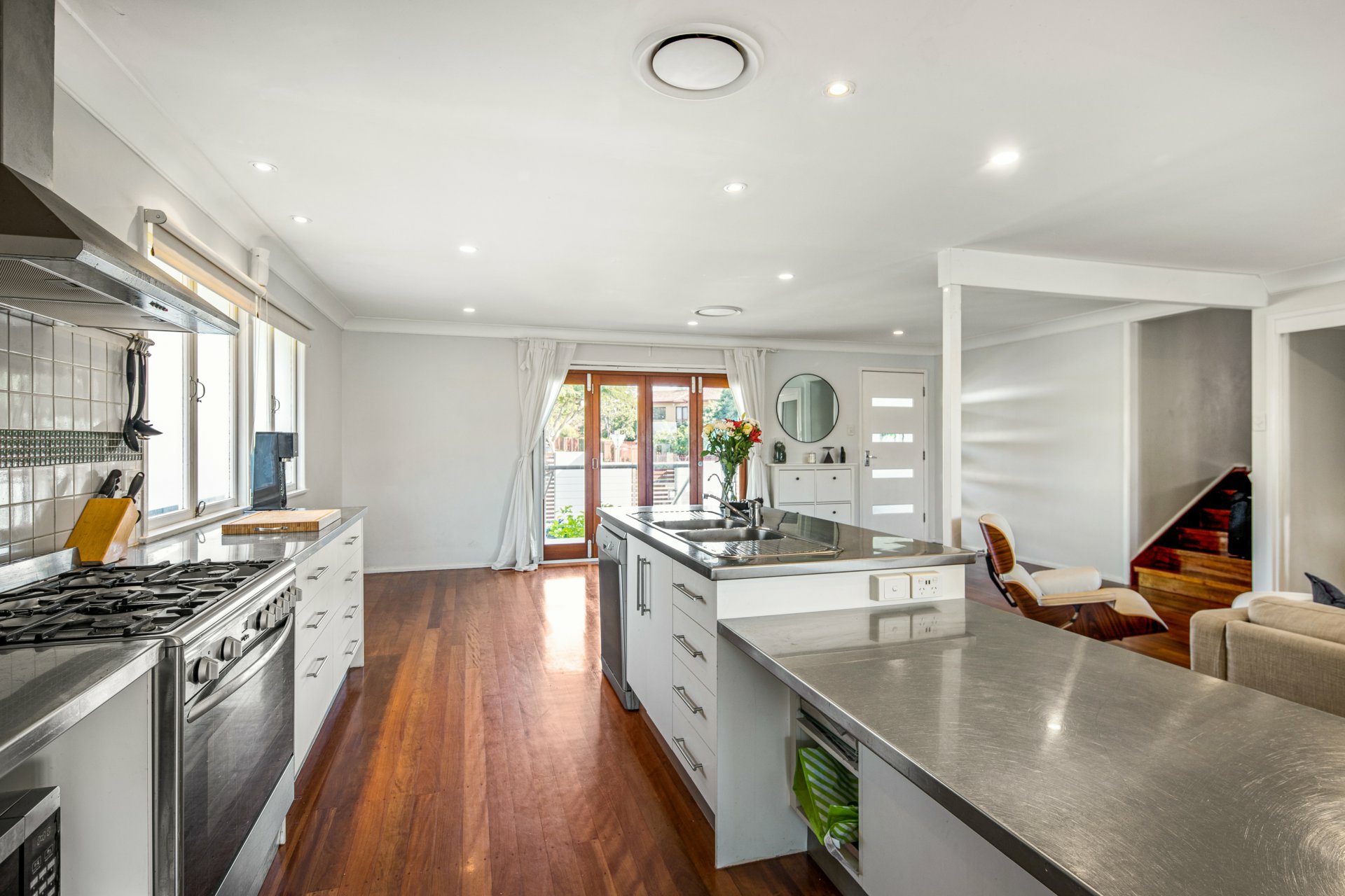 23 Armagh Street — photo 3 of 13