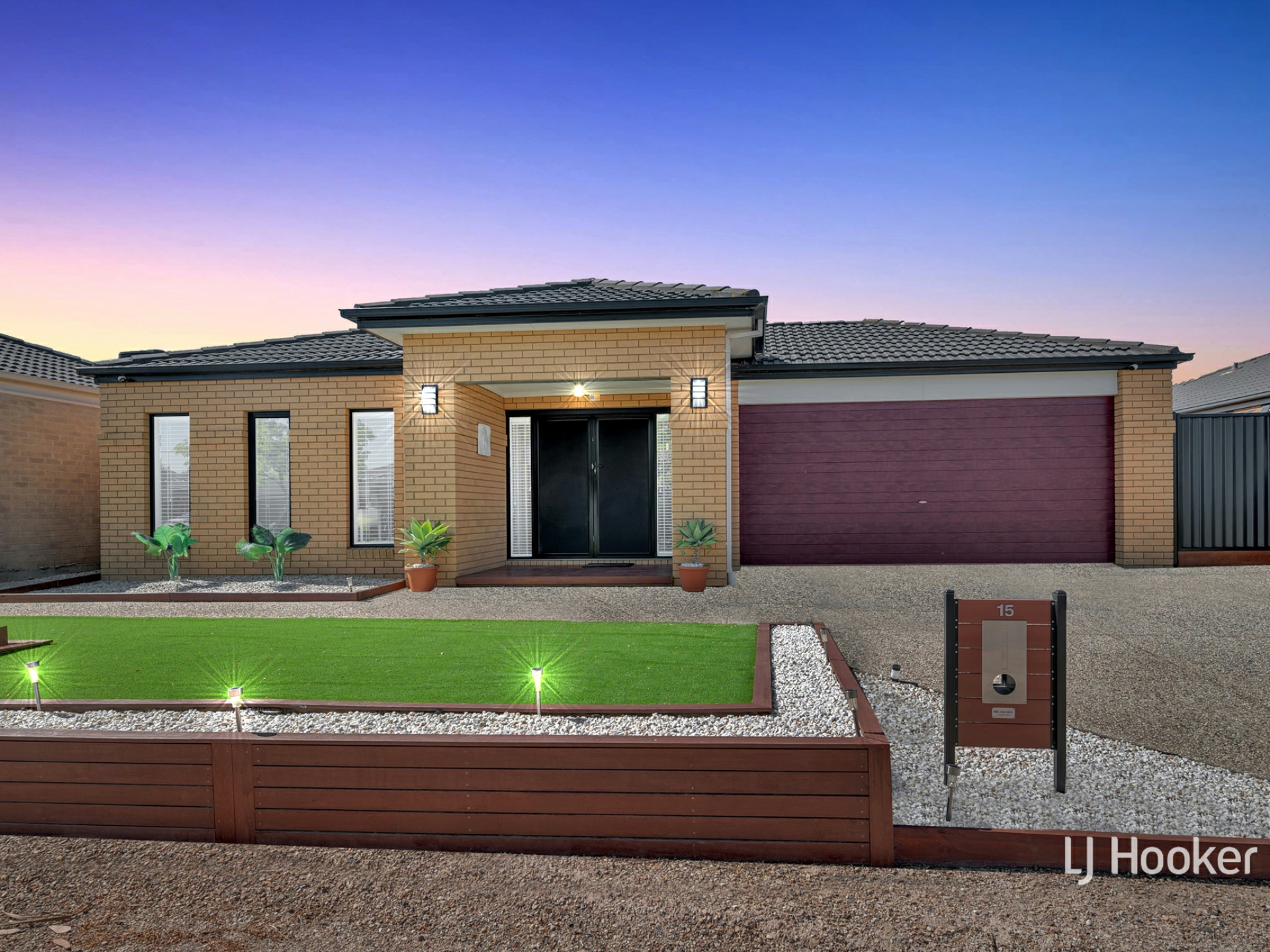 15 Paul Harris Drive Melton West VIC