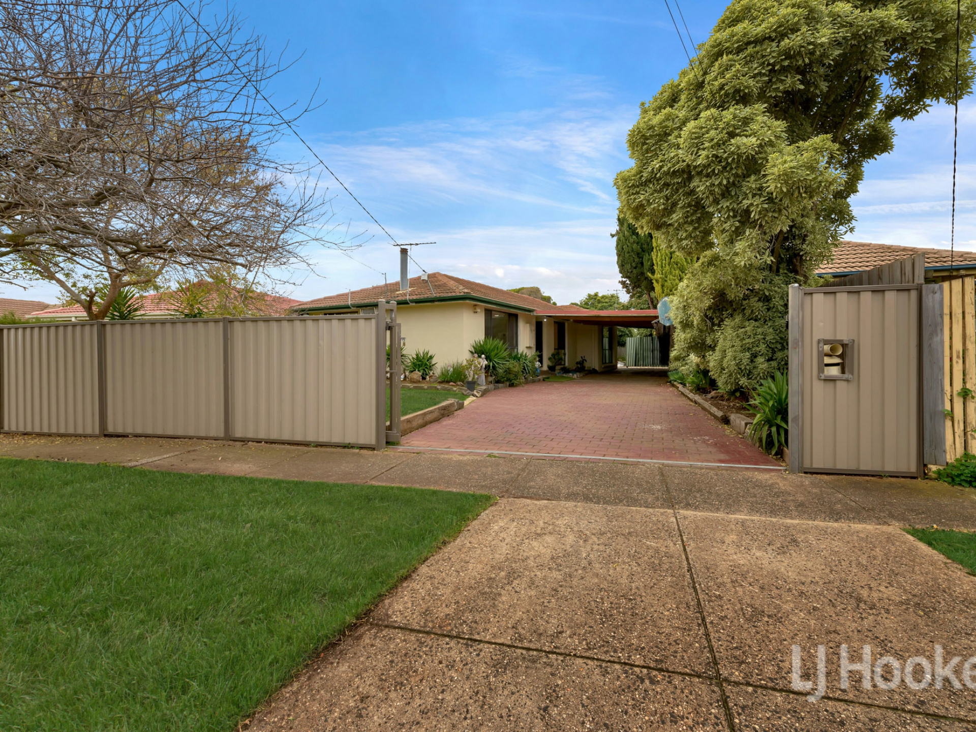 8 Corella Avenue Melton VIC