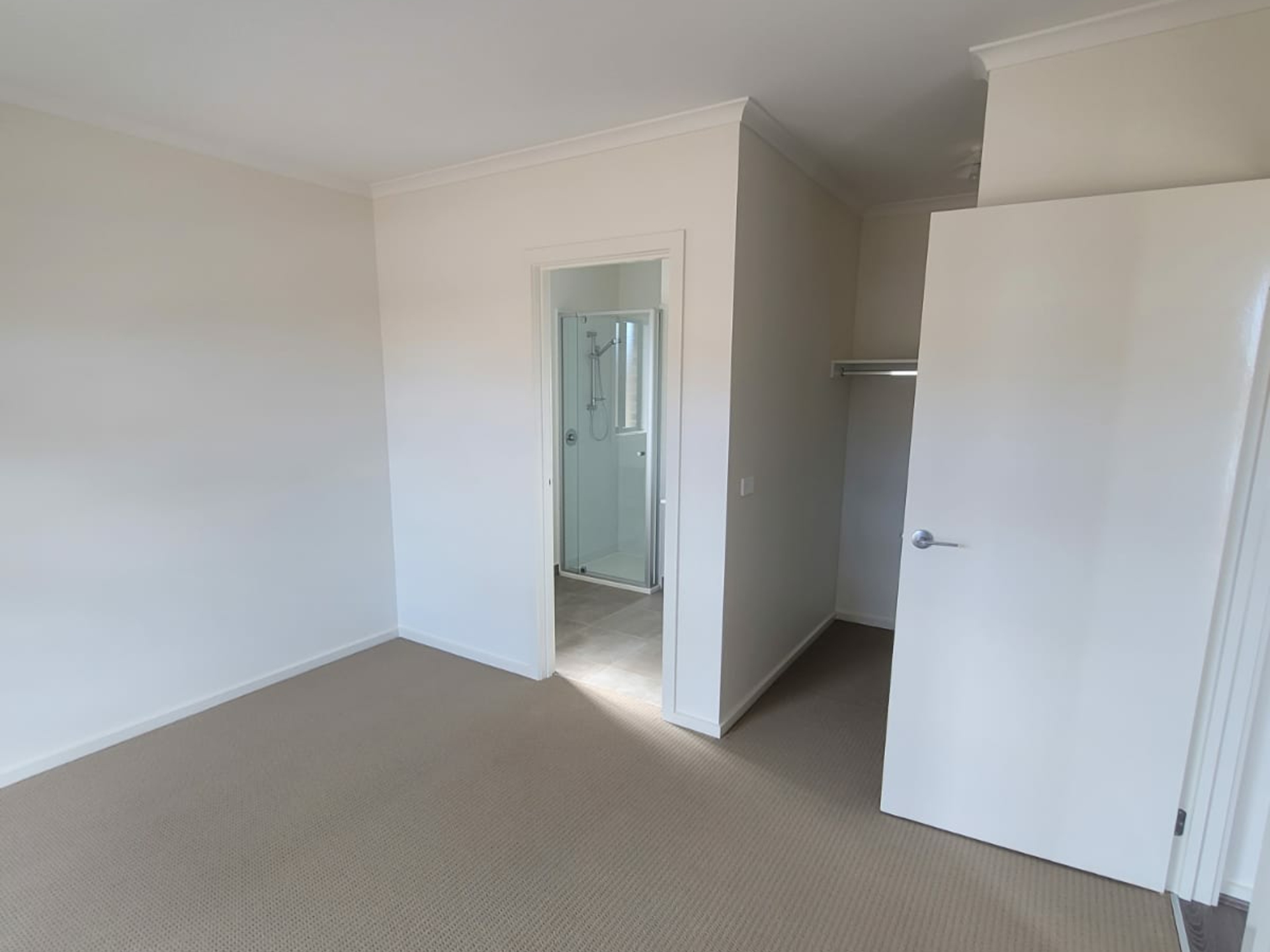 20 Restful Way, ROCKBANK