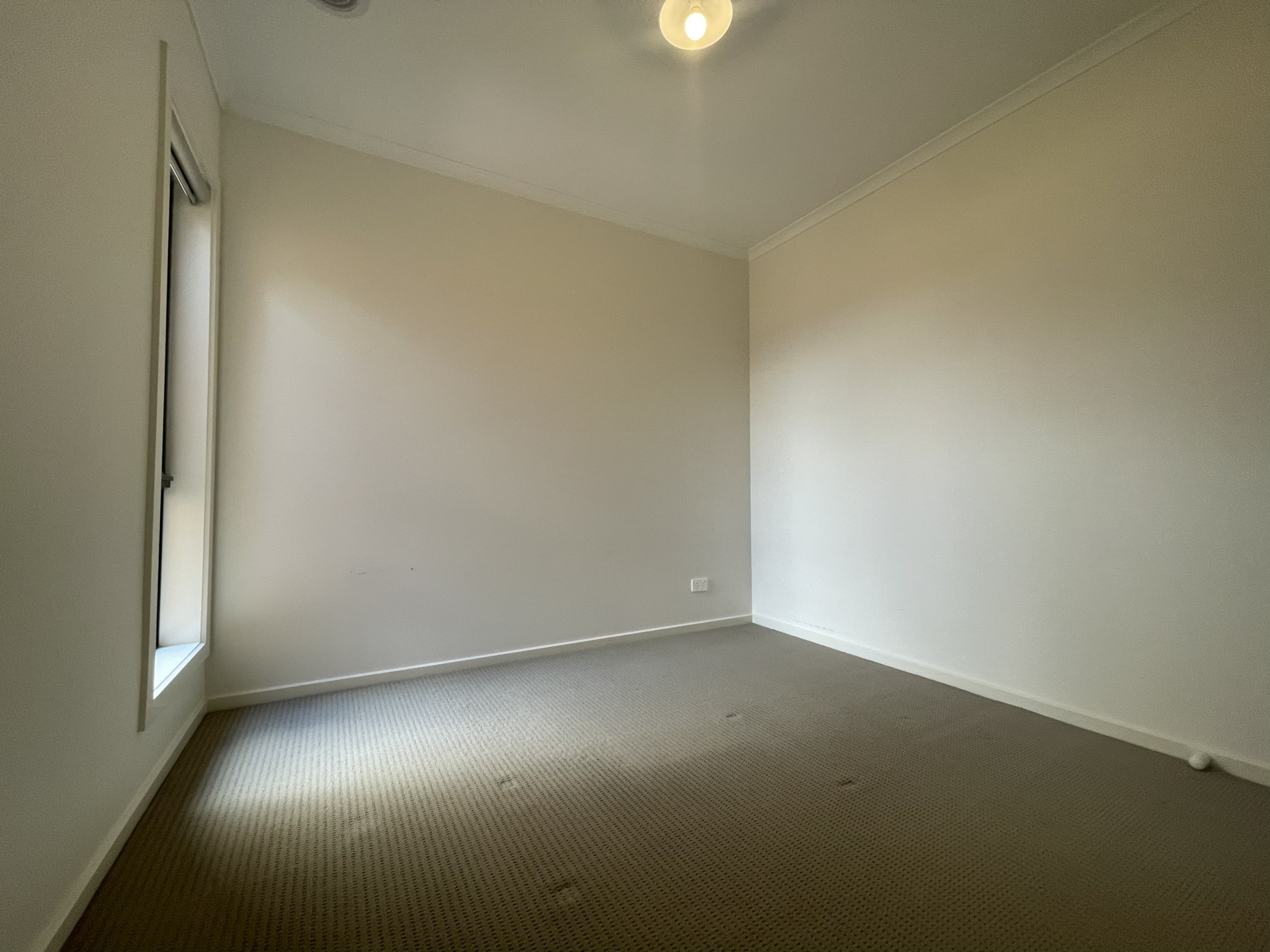 20 Restful Way, ROCKBANK