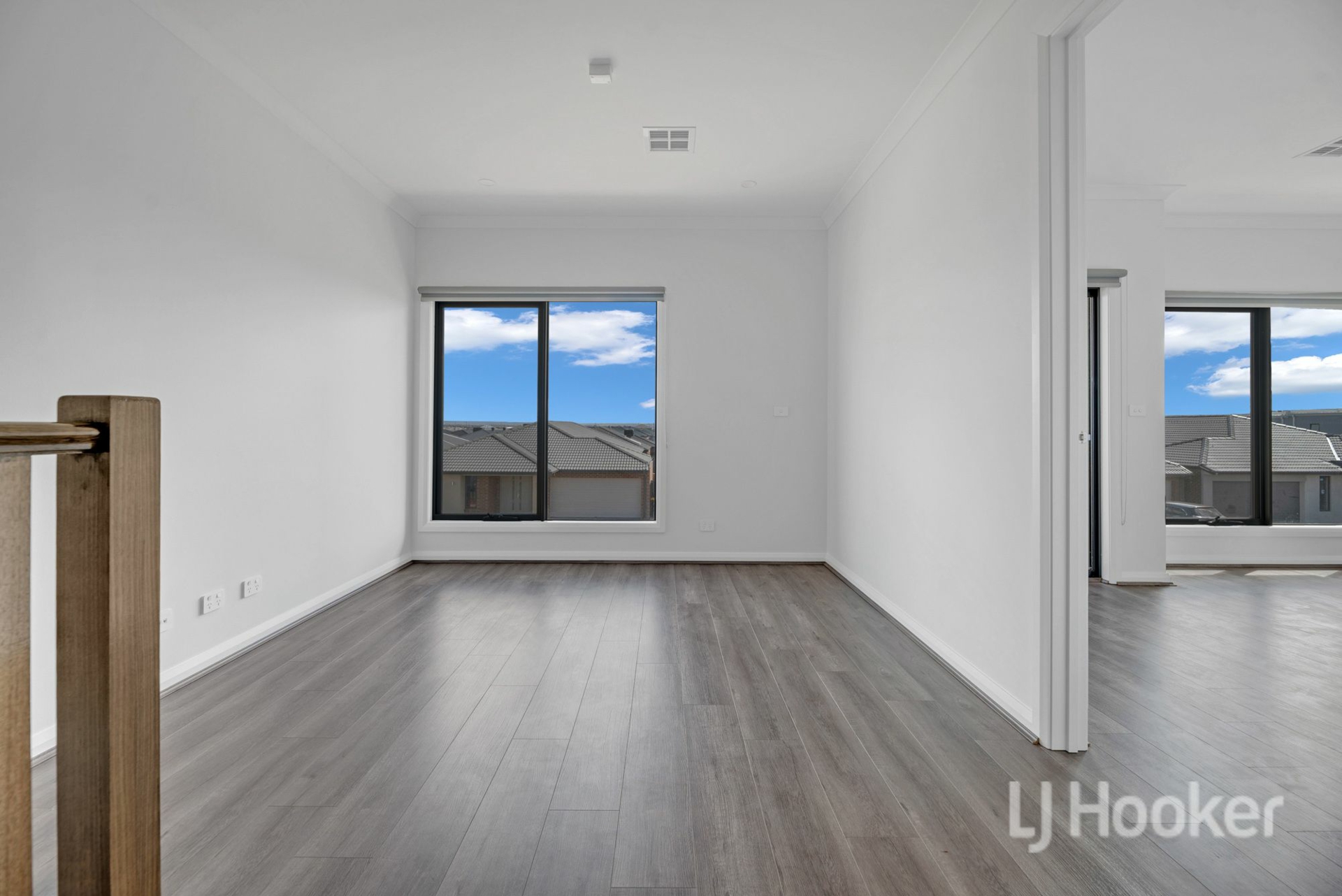 3 gamesley street — photo 9 of 11