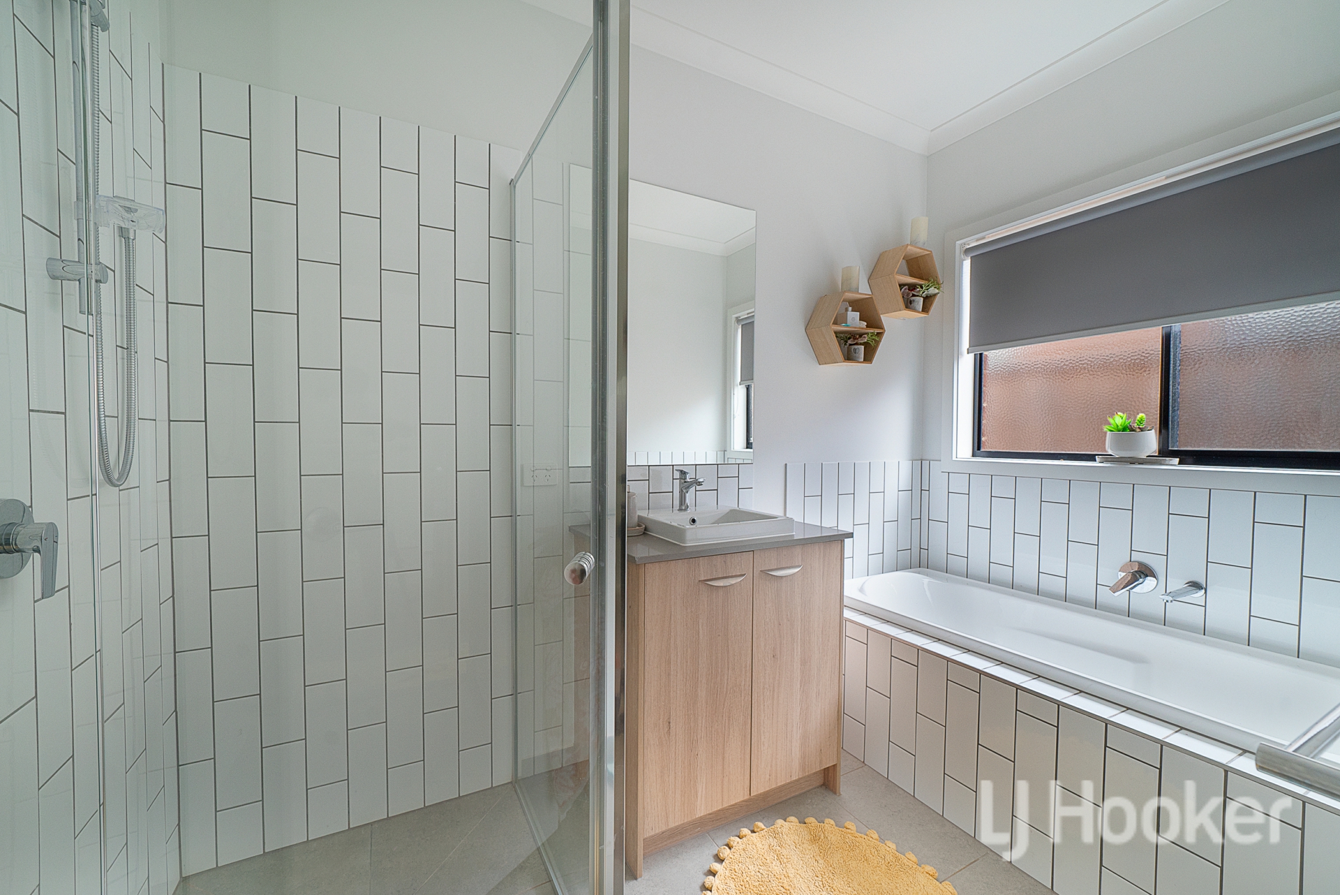 68 Waterbird Circuit, WEIR VIEWS
