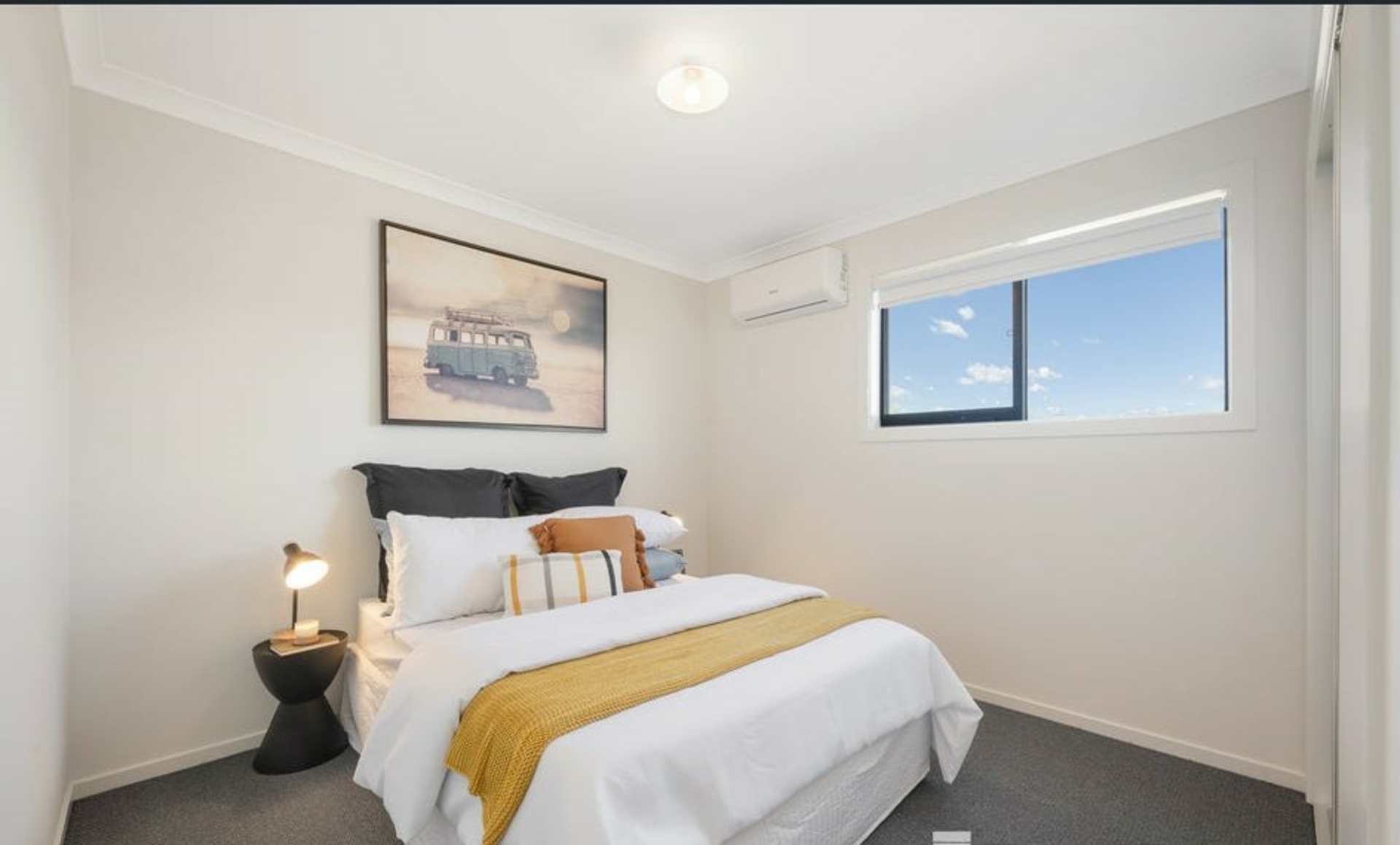 35 Oldbridge Boulevard, WEIR VIEWS