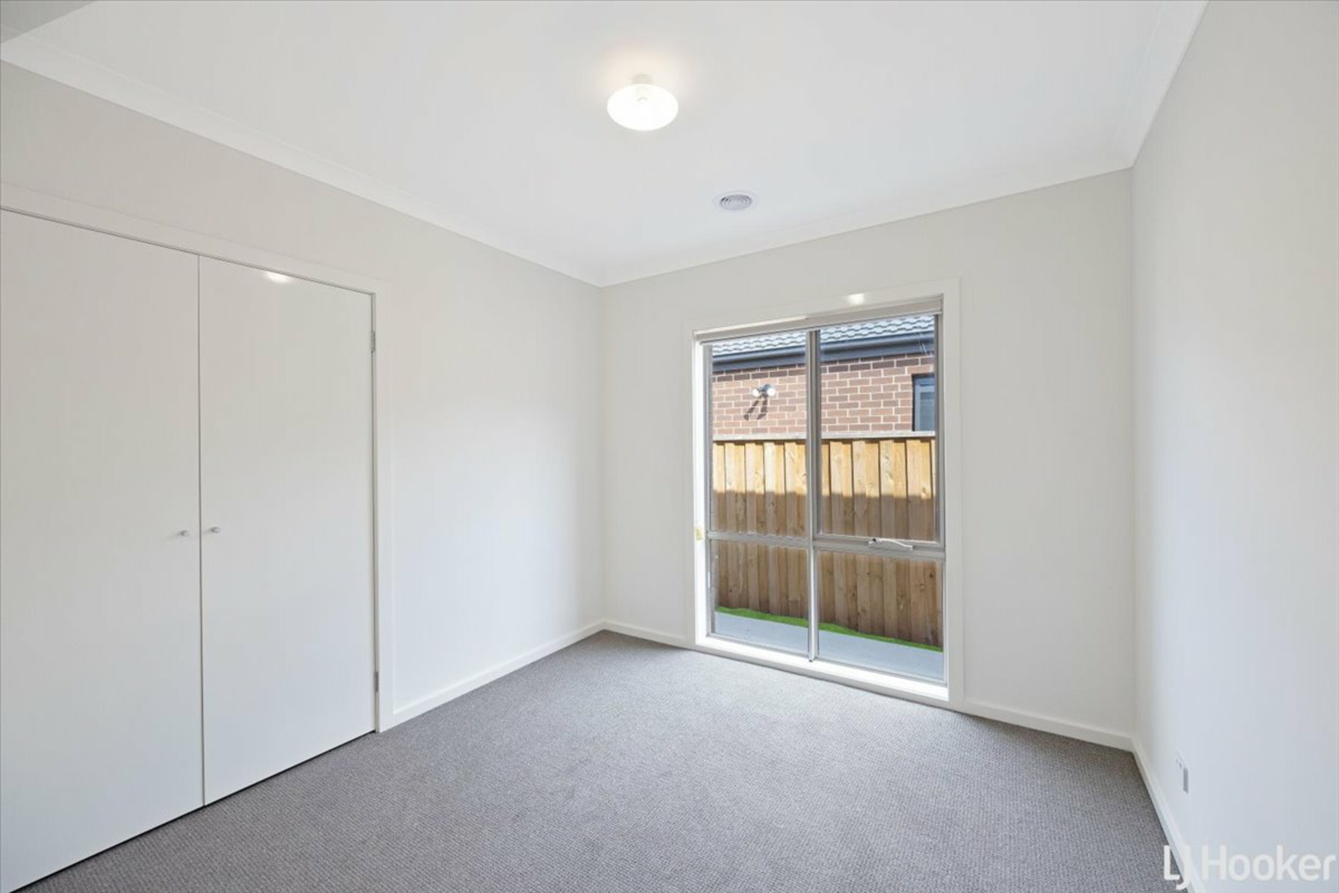 50 Sumac Street — photo 8 of 12