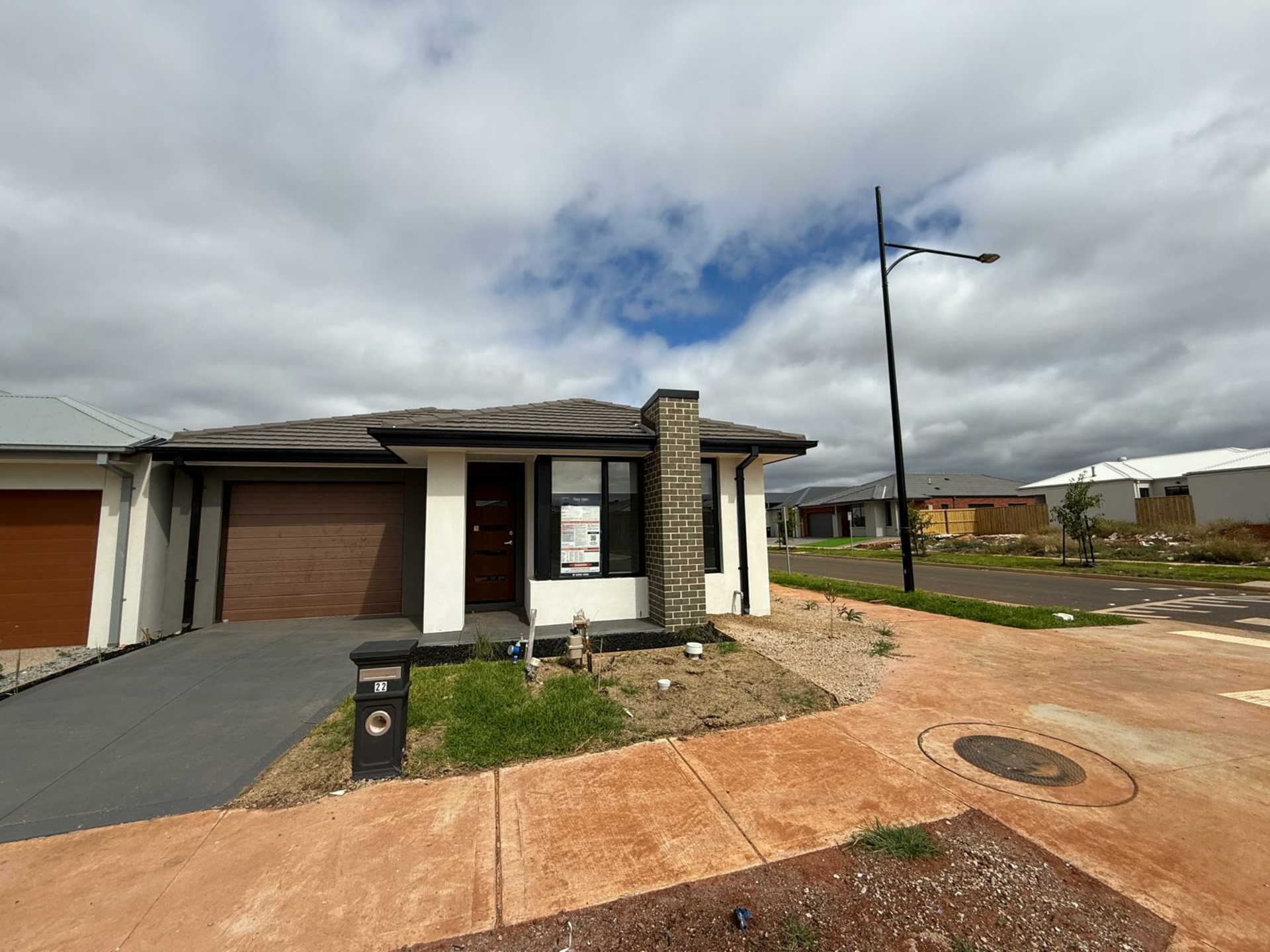 22 Everlasting Boulevard, STRATHTULLOH