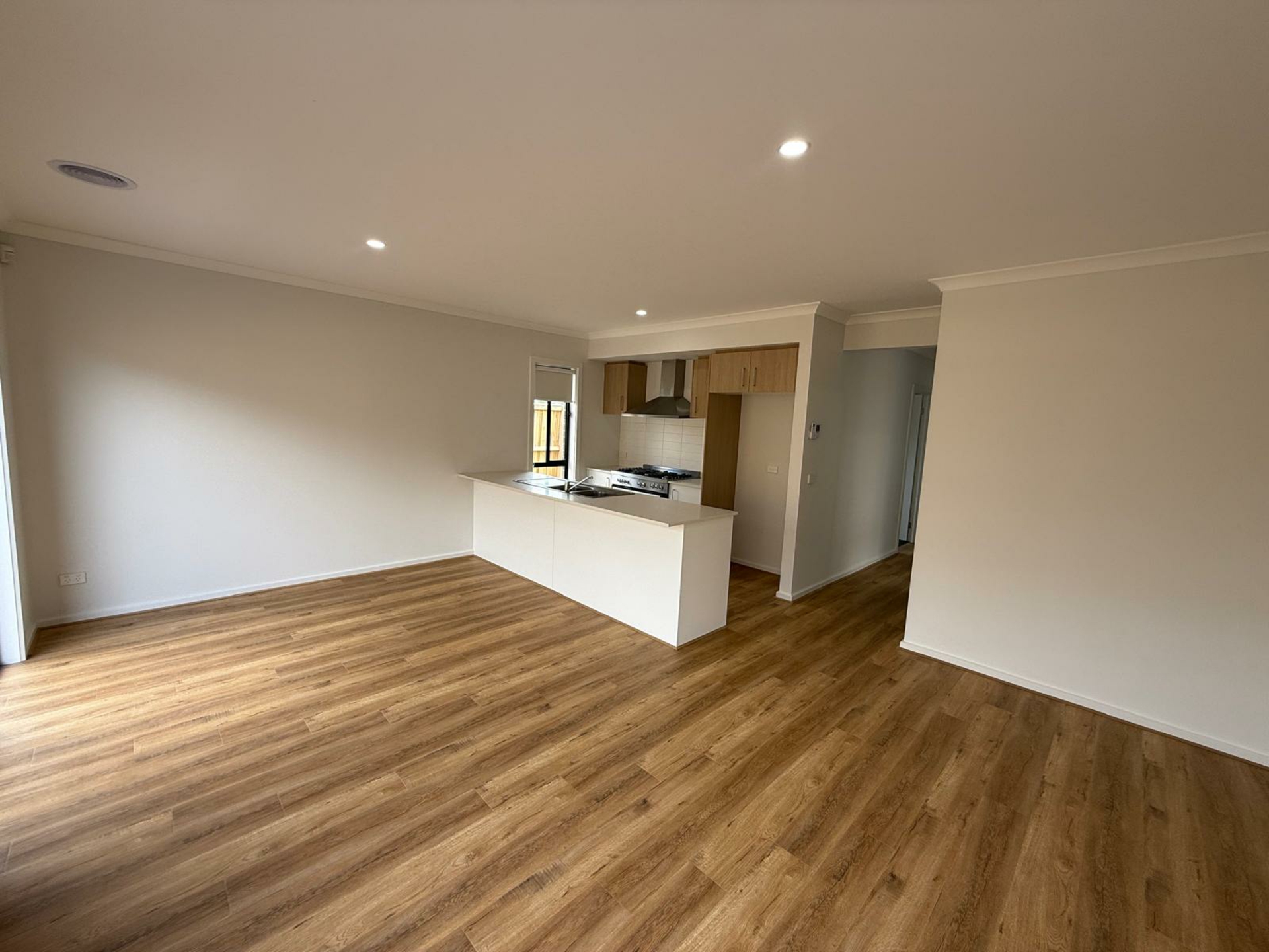 22 Everlasting Boulevard, STRATHTULLOH