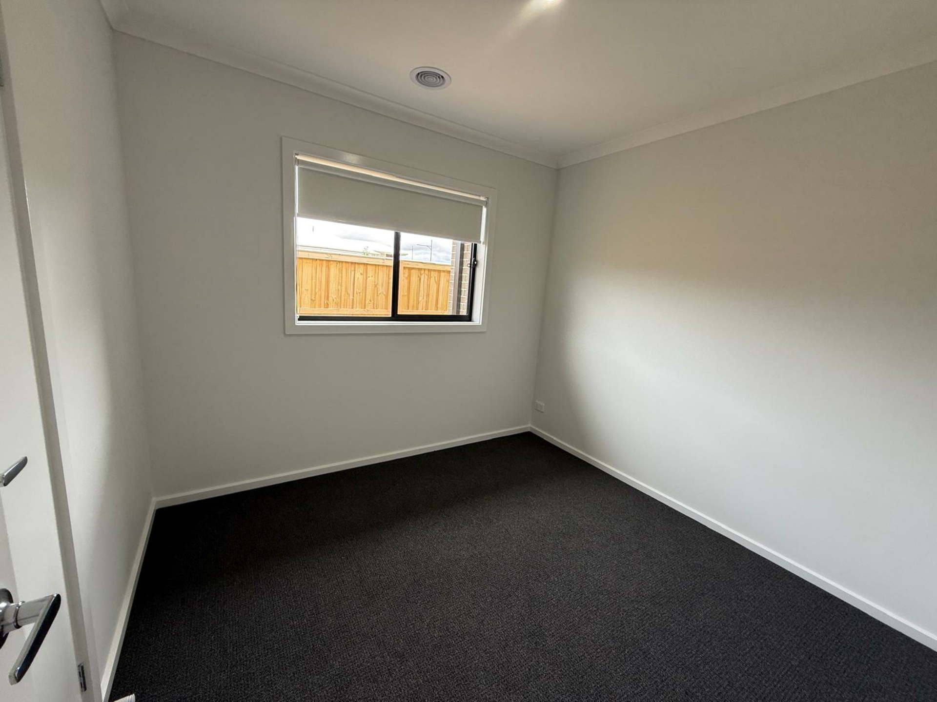 22 Everlasting Boulevard, STRATHTULLOH