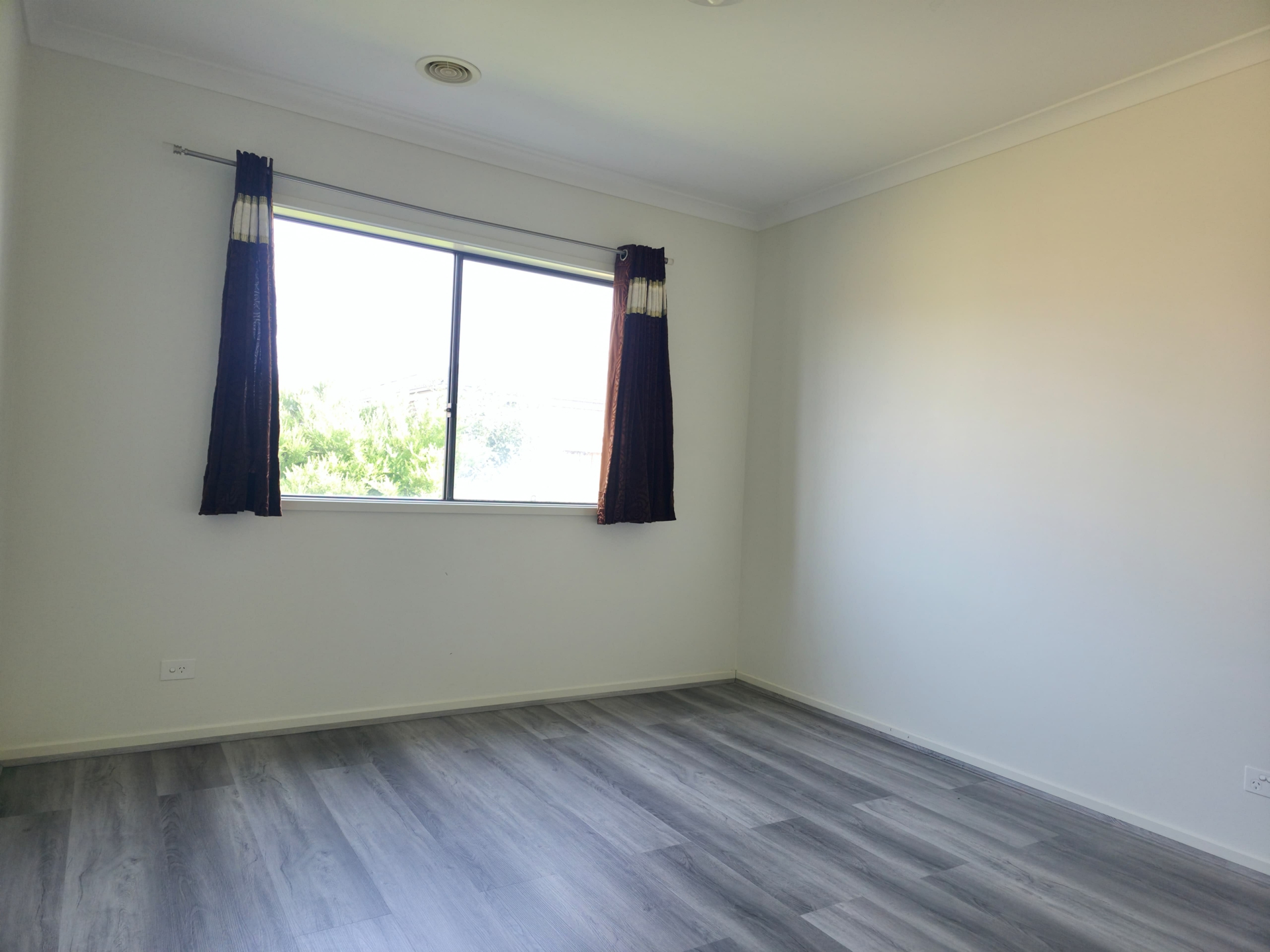 13 Embleton Chase, WEIR VIEWS