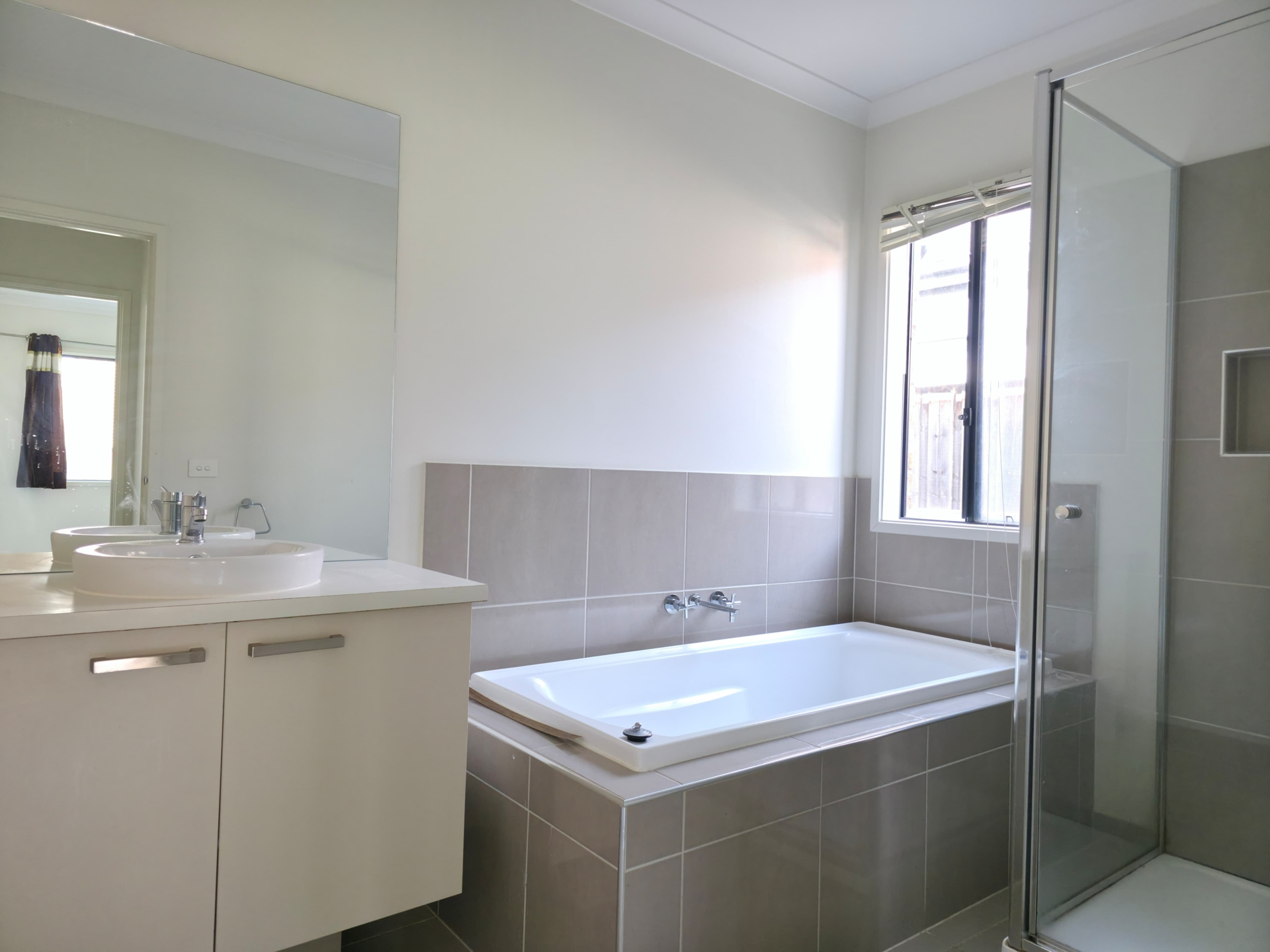 13 Embleton Chase, WEIR VIEWS