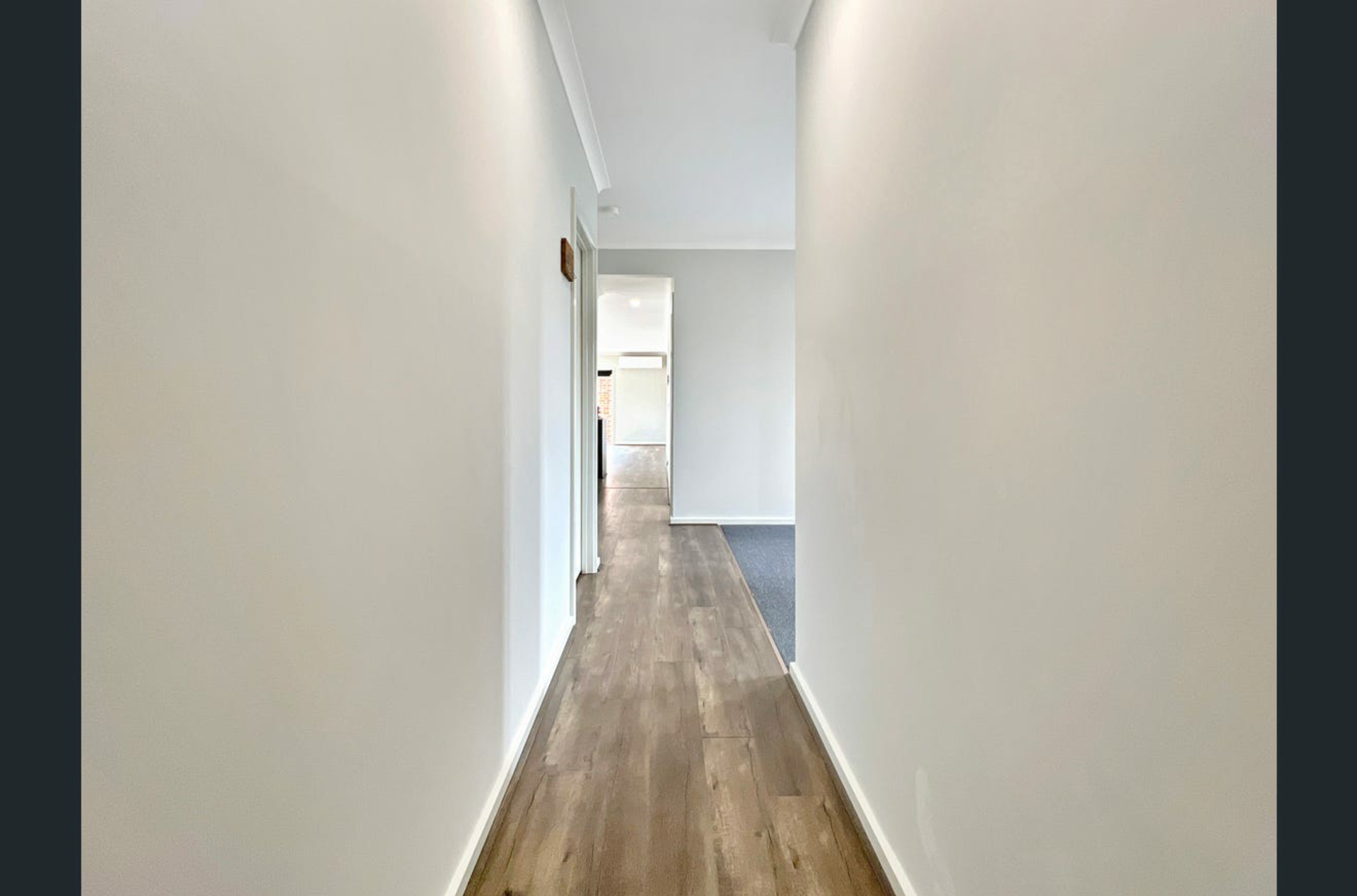 28 Adelong Boulevard — photo 13 of 24