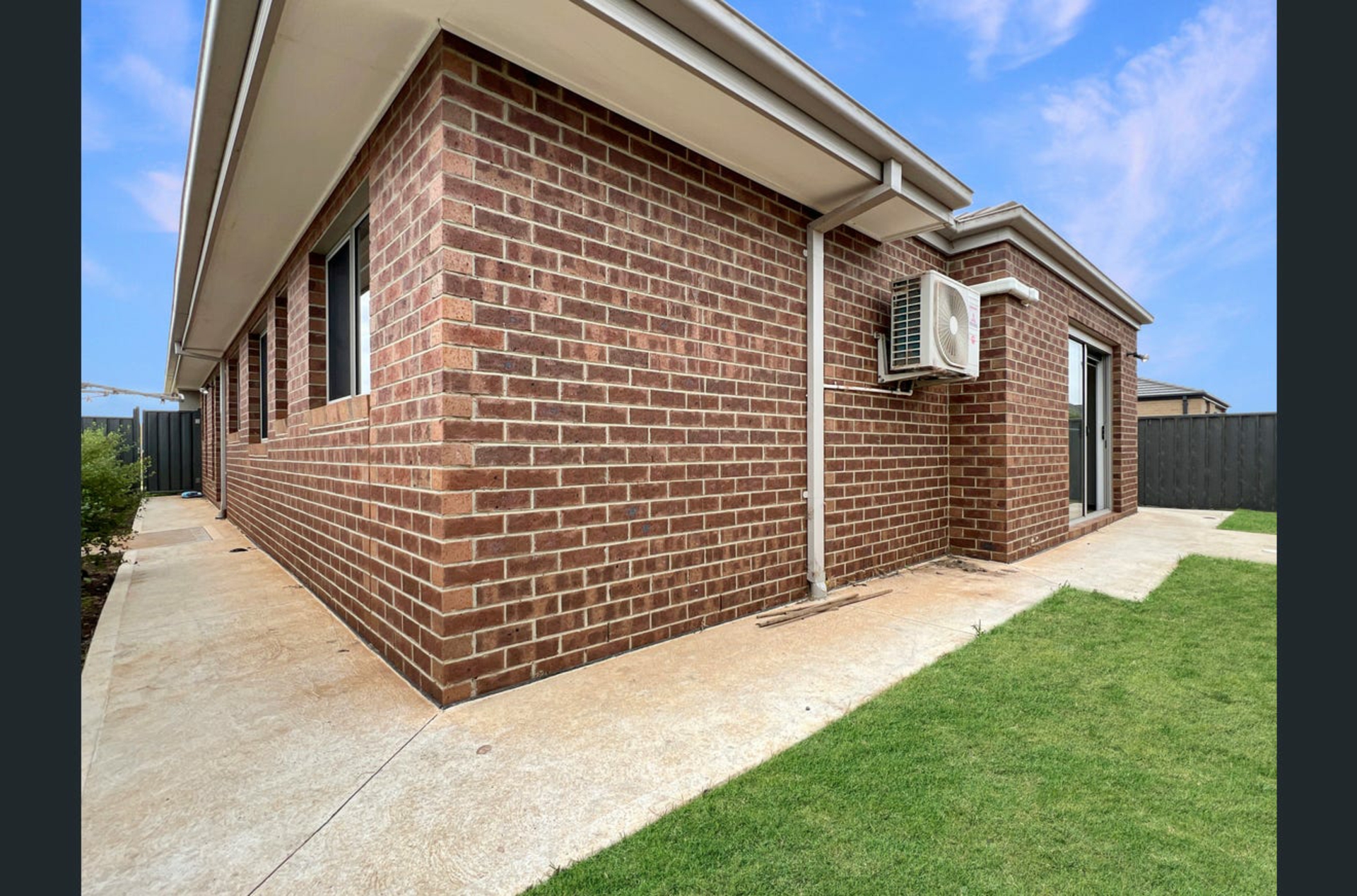 28 Adelong Boulevard — photo 24 of 24