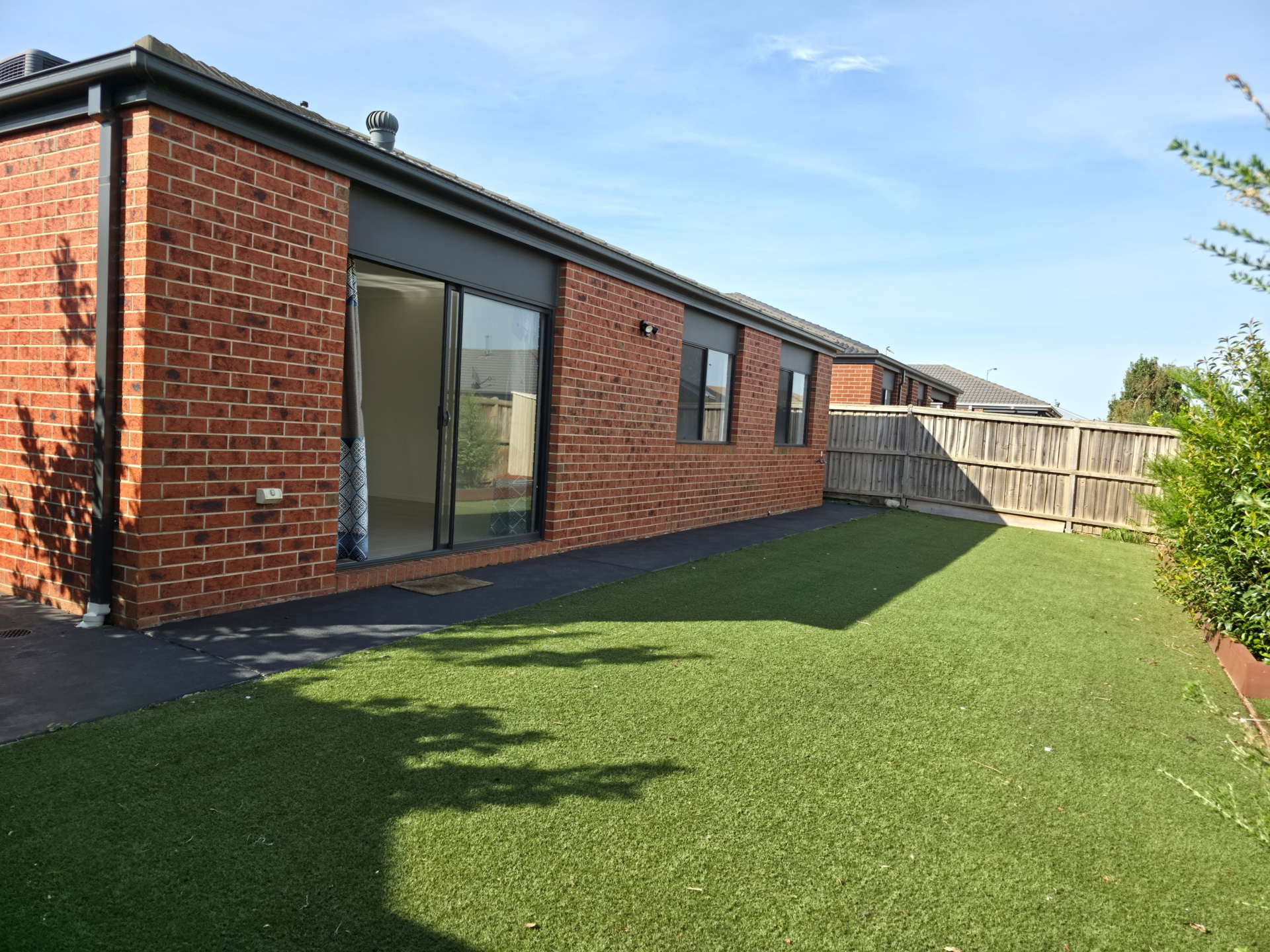 13 Embleton Chase, WEIR VIEWS