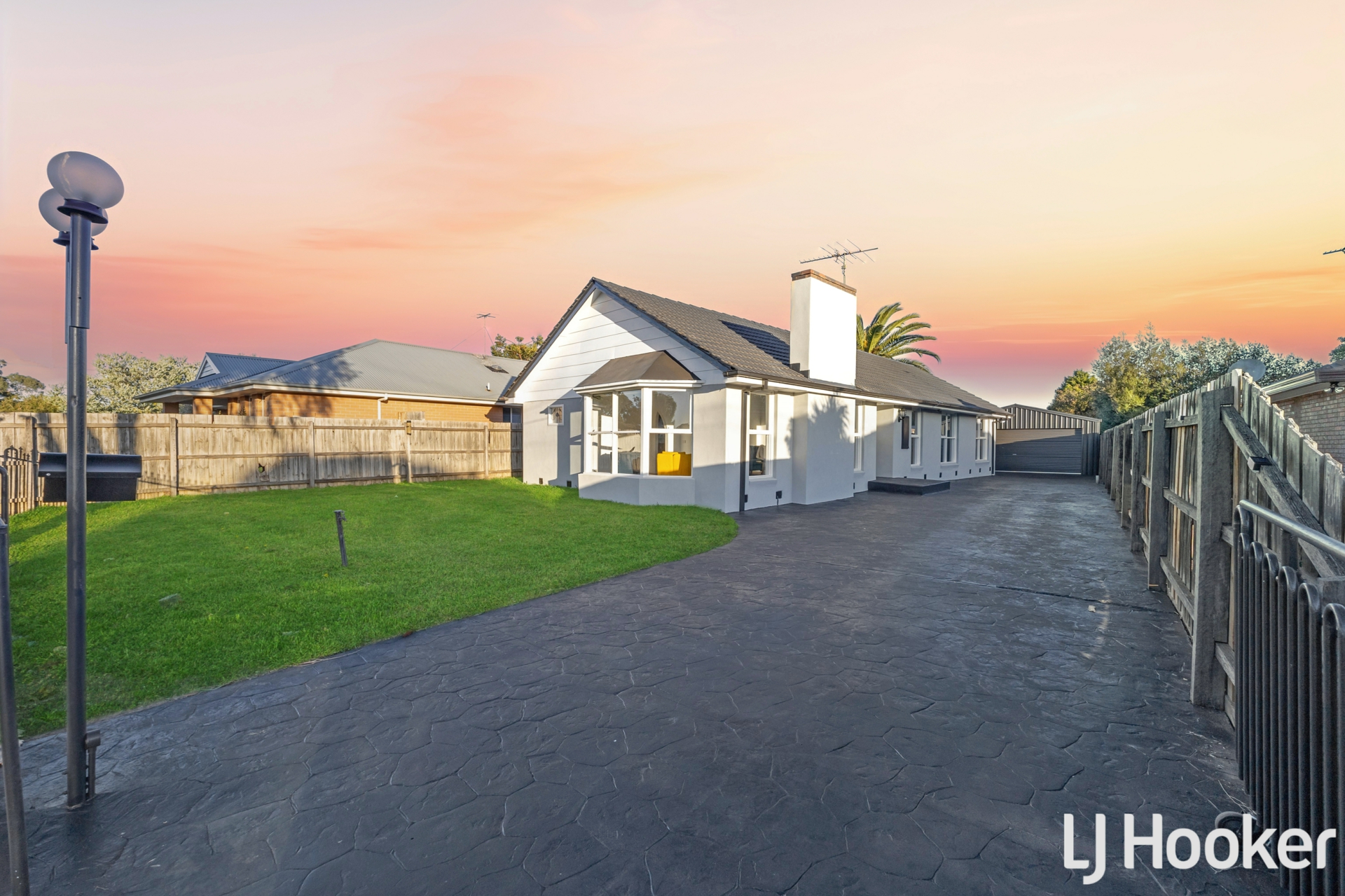 9 Leggatt Street, MELTON SOUTH