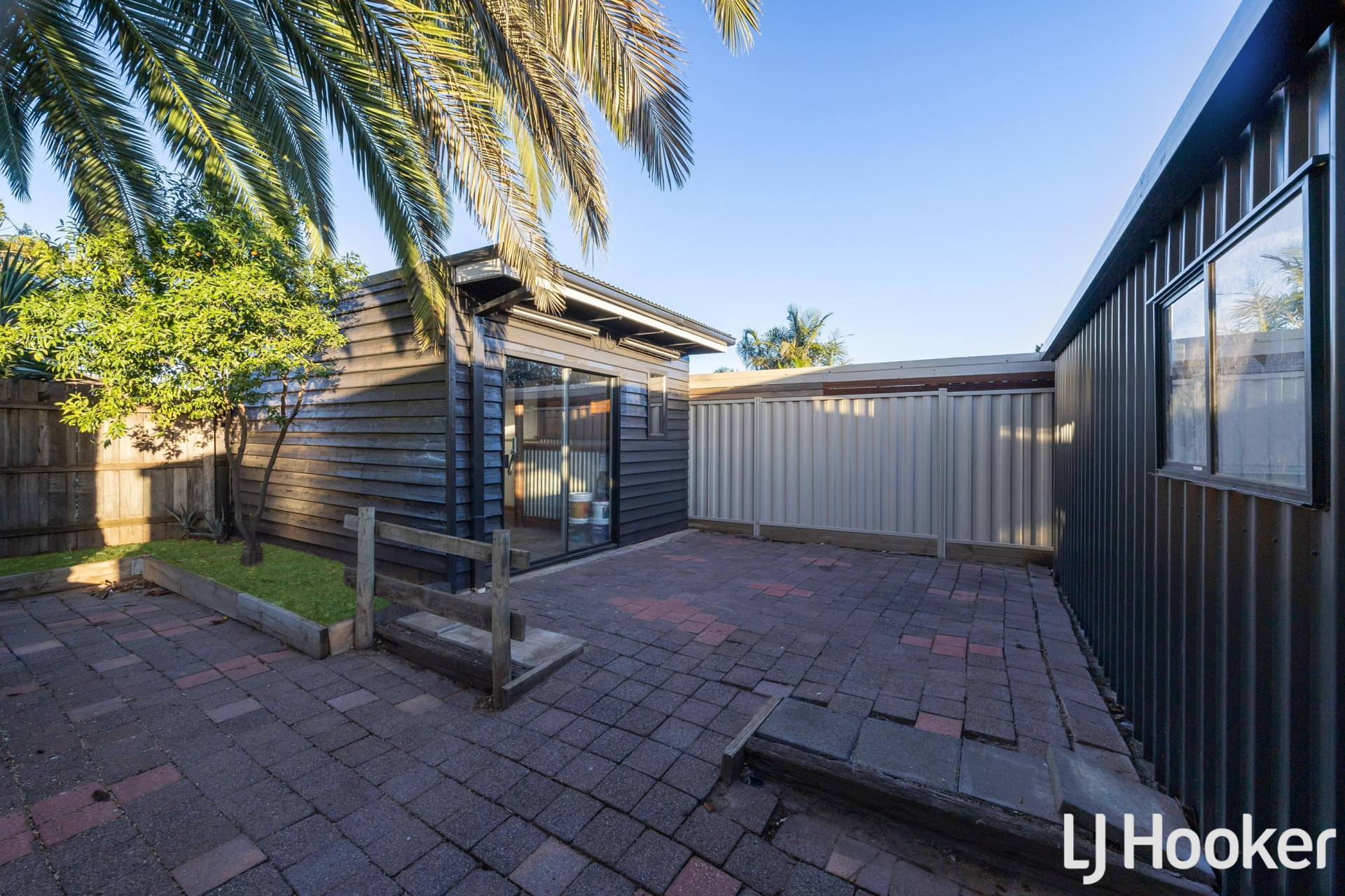 9 Leggatt Street, MELTON SOUTH