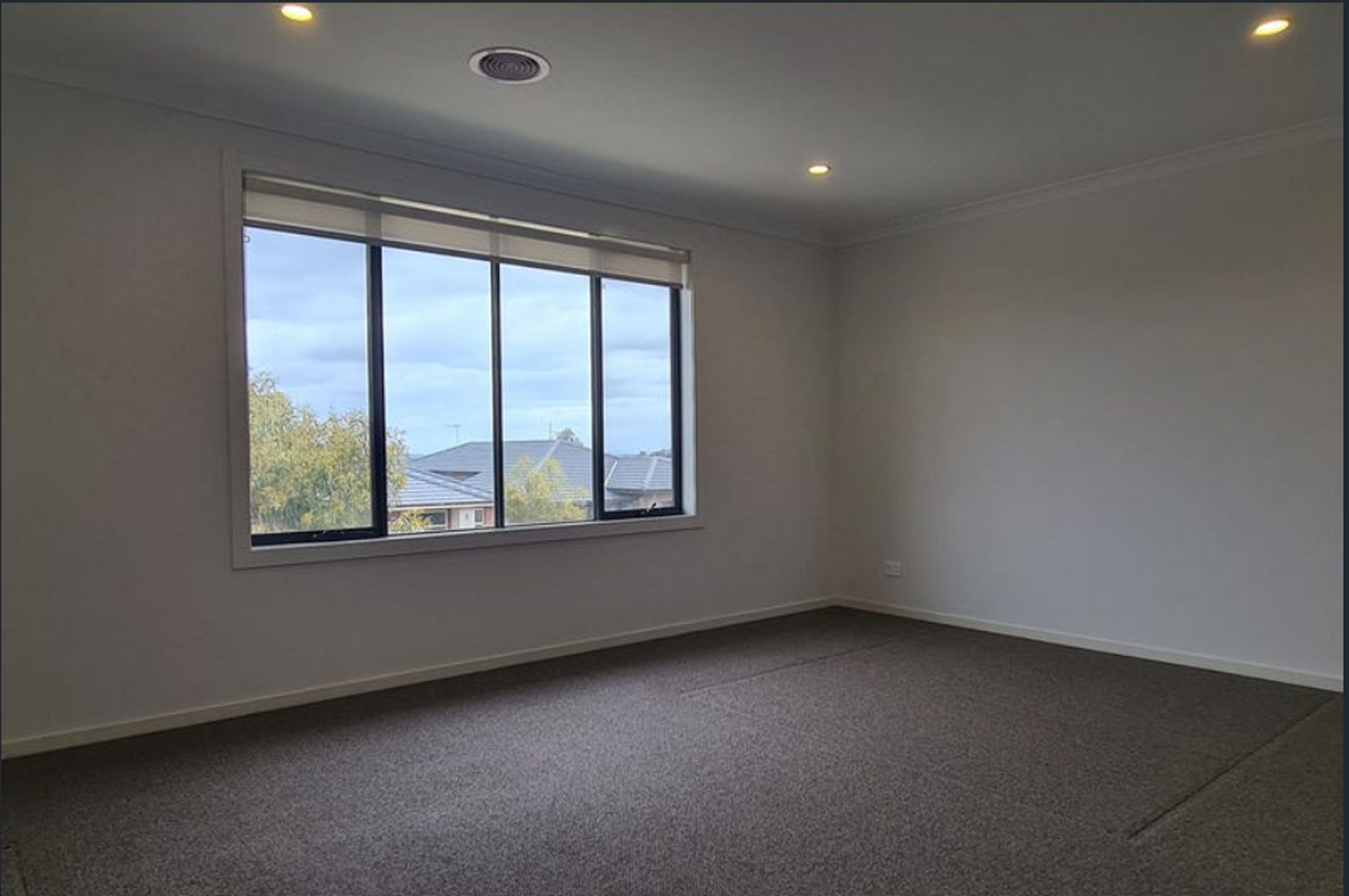 6 Rockingham Circuit, HARKNESS