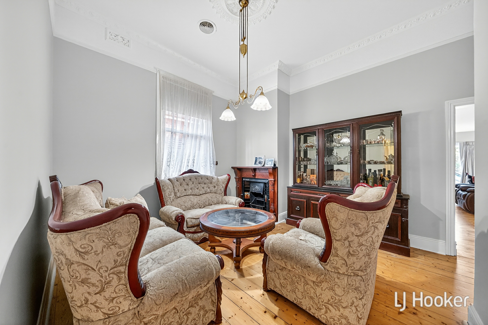 40 Lerderderg street — photo 10 of 25