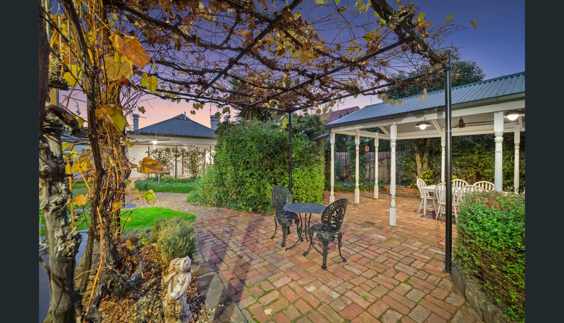 40 Lerderderg street — photo 15 of 25