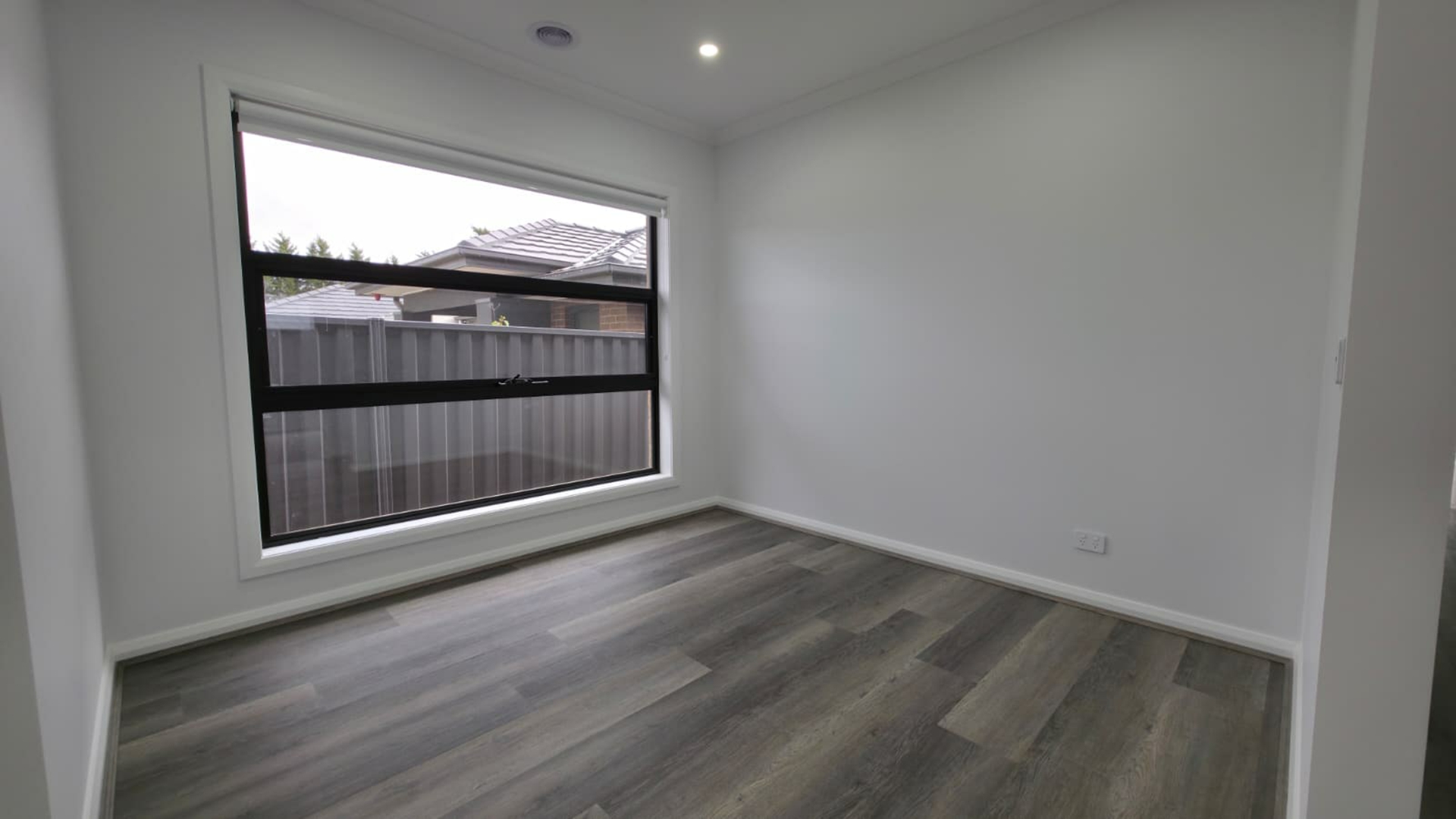 16 Withers Road — photo 5 of 19