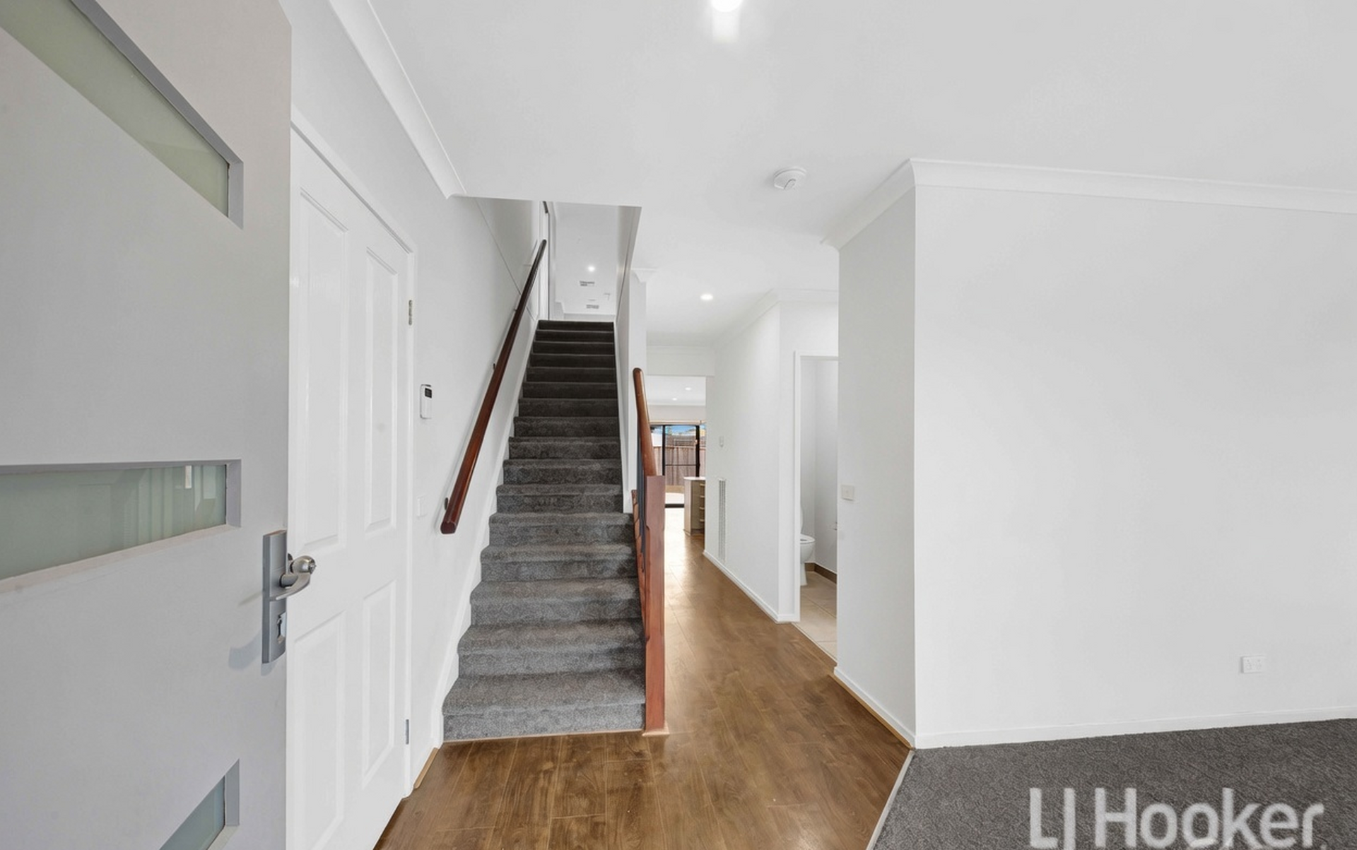 27 Wool Street — photo 2 of 20