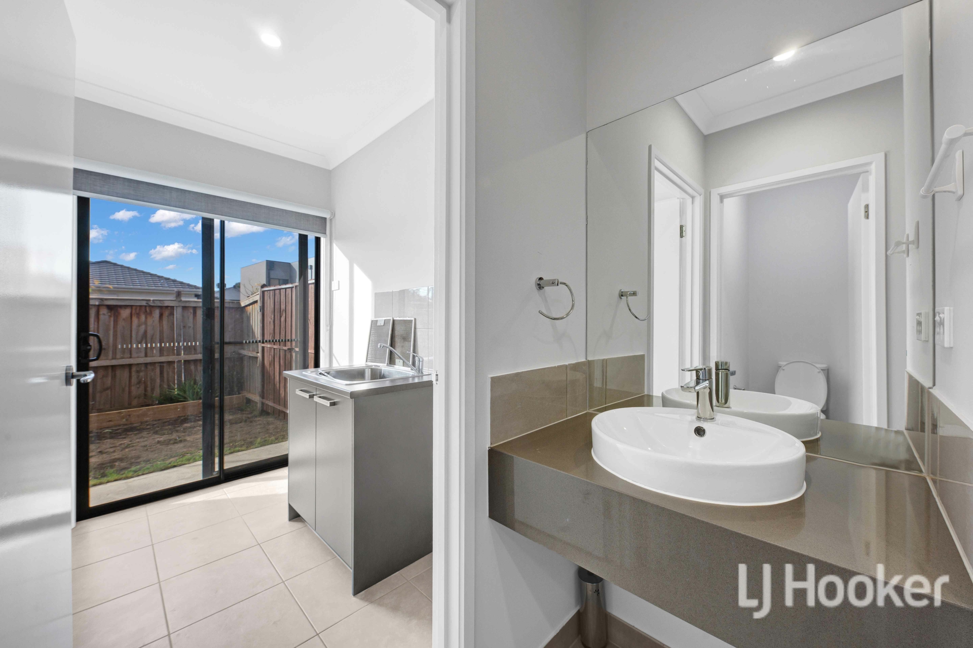 27 Wool Street — photo 4 of 20
