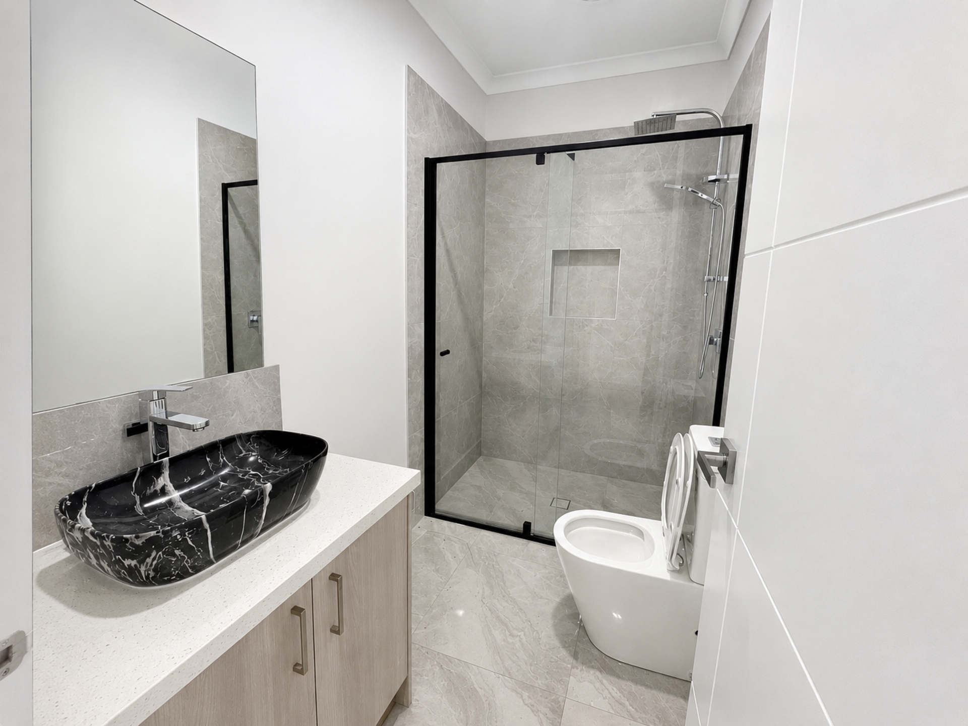 37 Castello Drive — photo 7 of 8