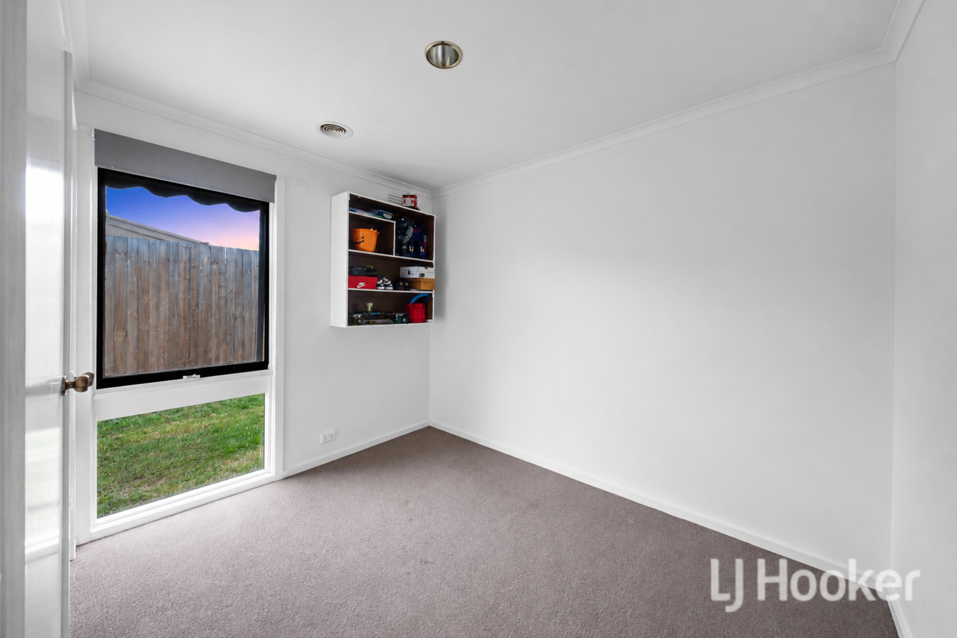 9 Dingley Place — photo 3 of 11