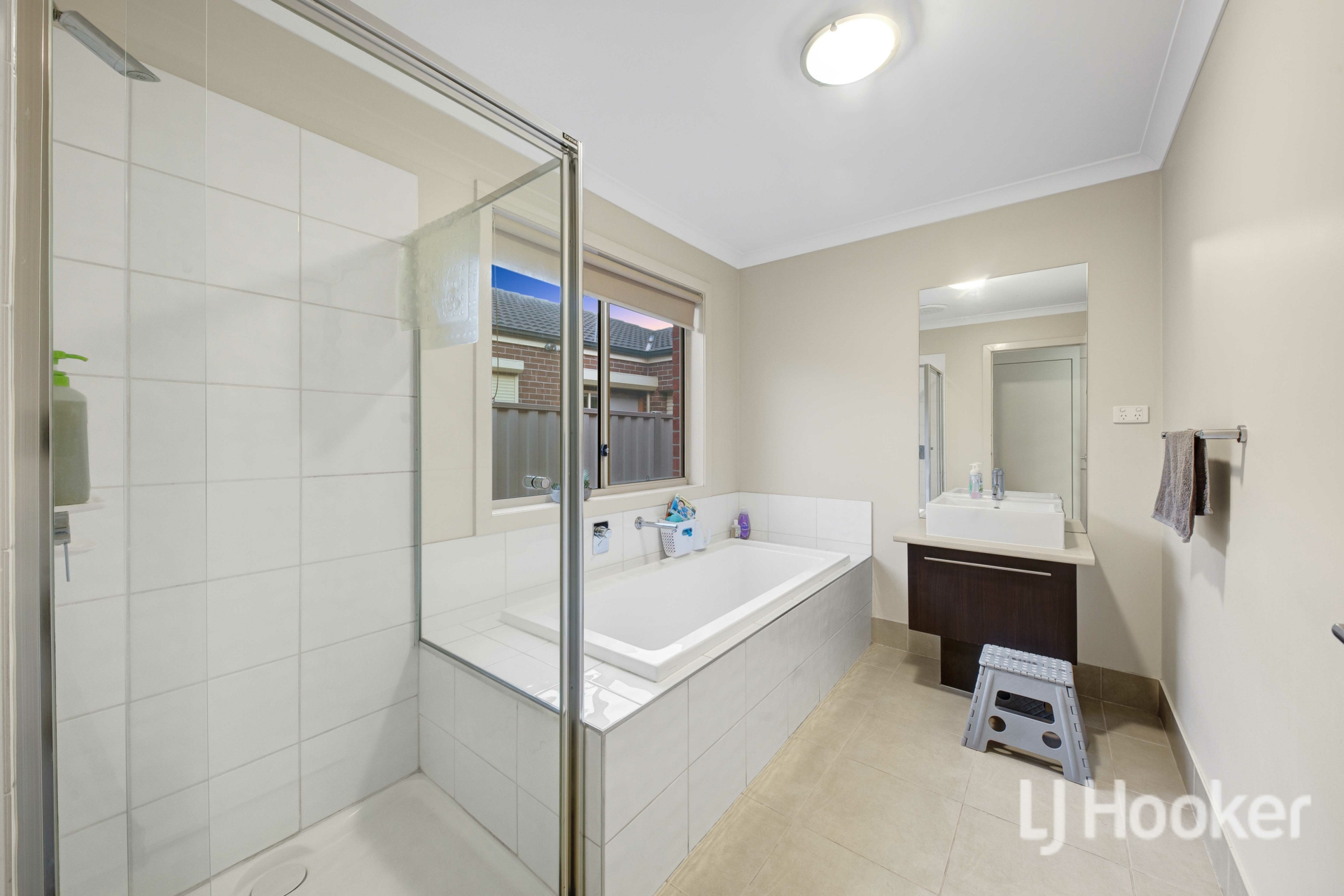 17 Natalie Street — photo 6 of 12