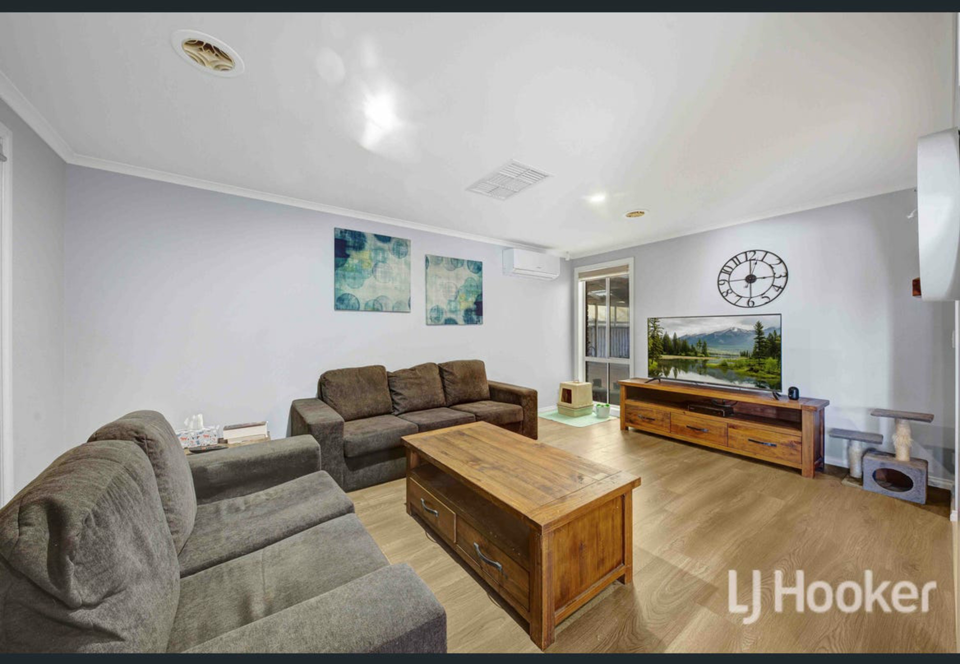 256 Bulmans Road — photo 3 of 19