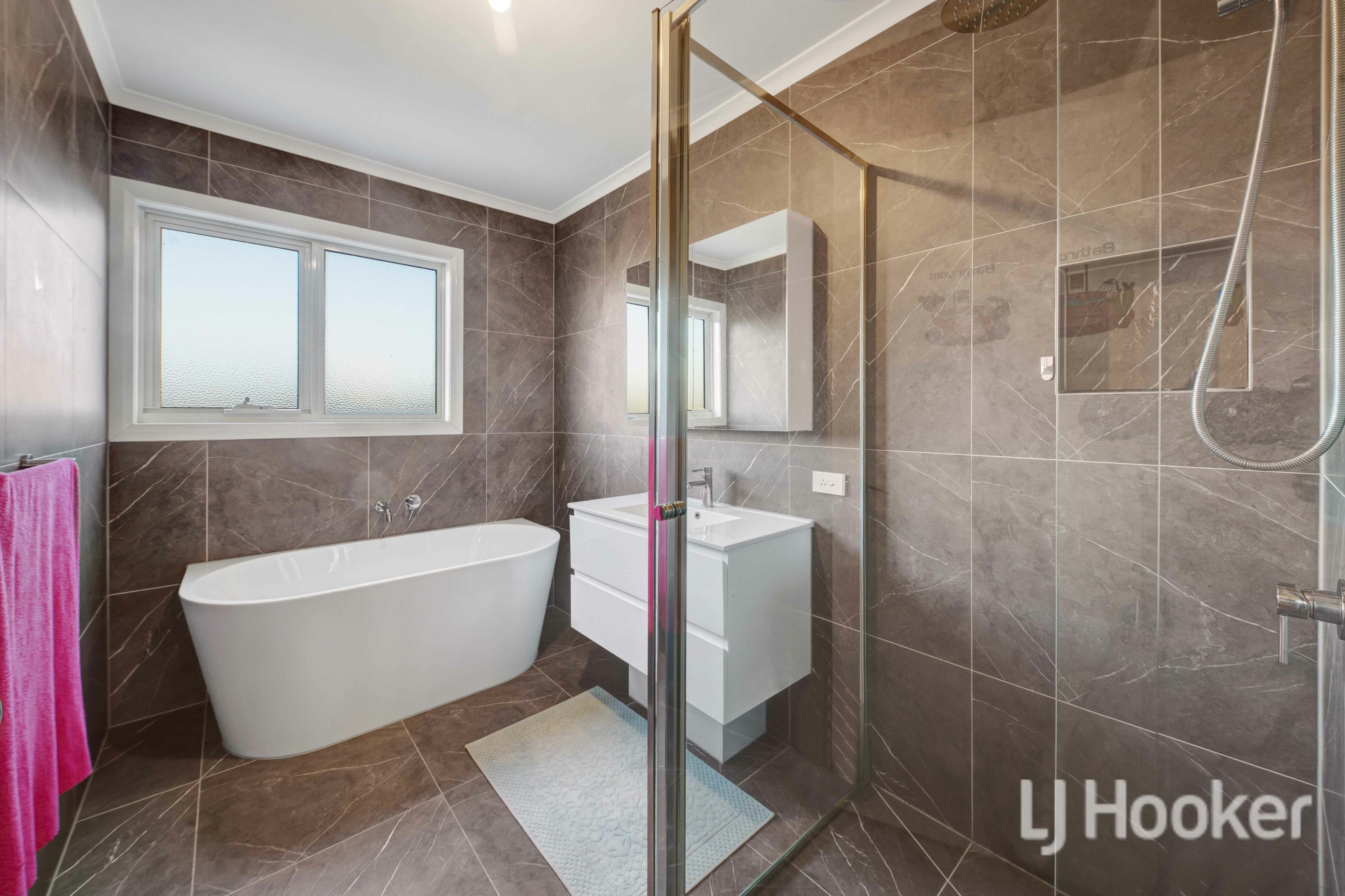 5/35 Tullidge Street — photo from LJ Hooker Melton