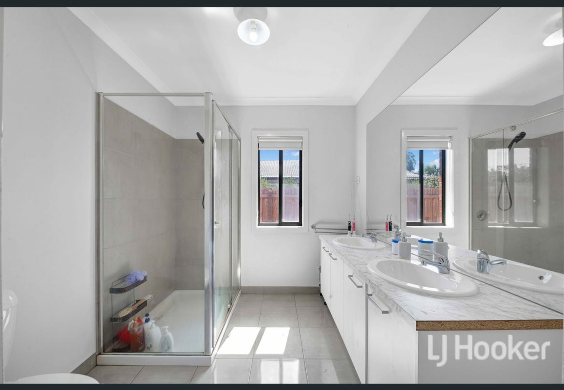 24 Golden Wattle Way — photo 4 of 15