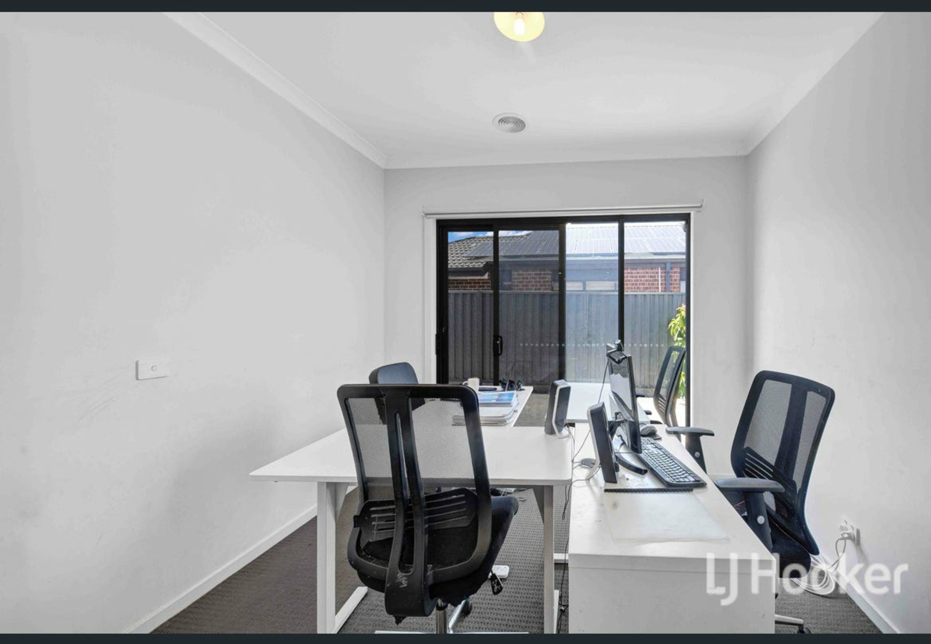 24 Golden Wattle Way — photo 9 of 15