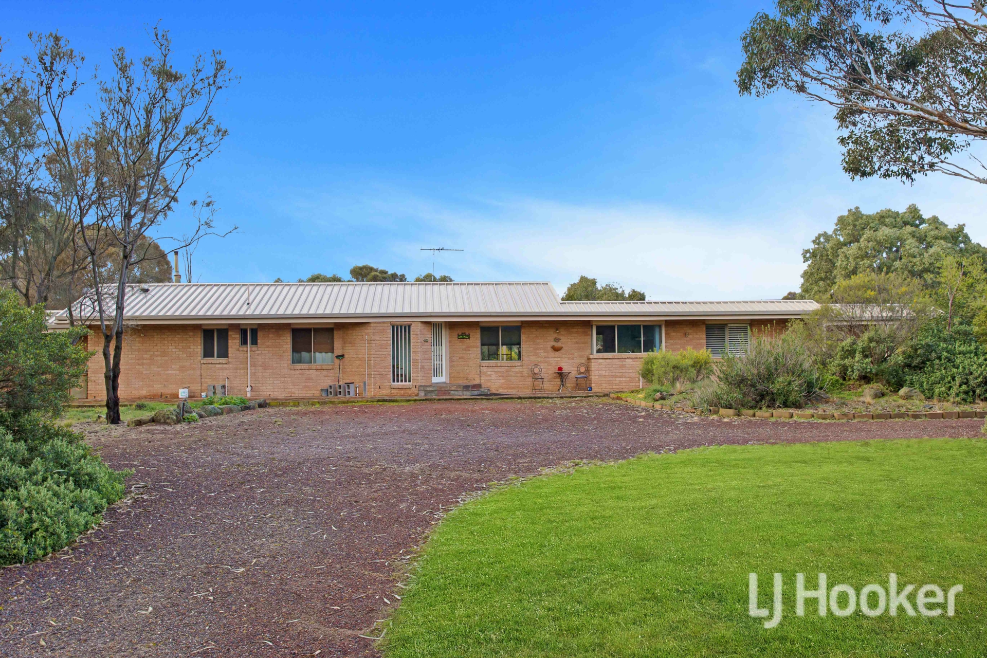50 School Road — photo 16 of 22