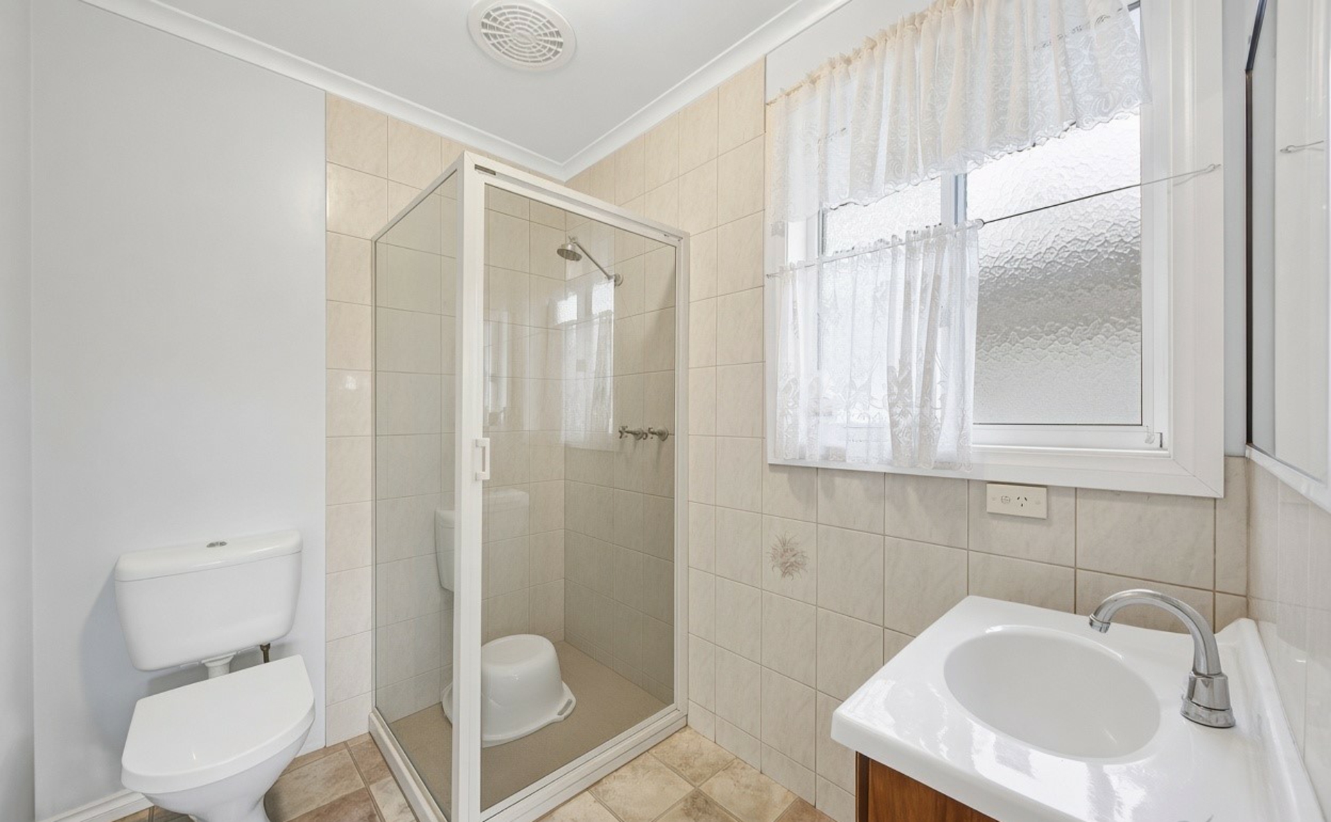 10 Dickie Street — photo 7 of 19