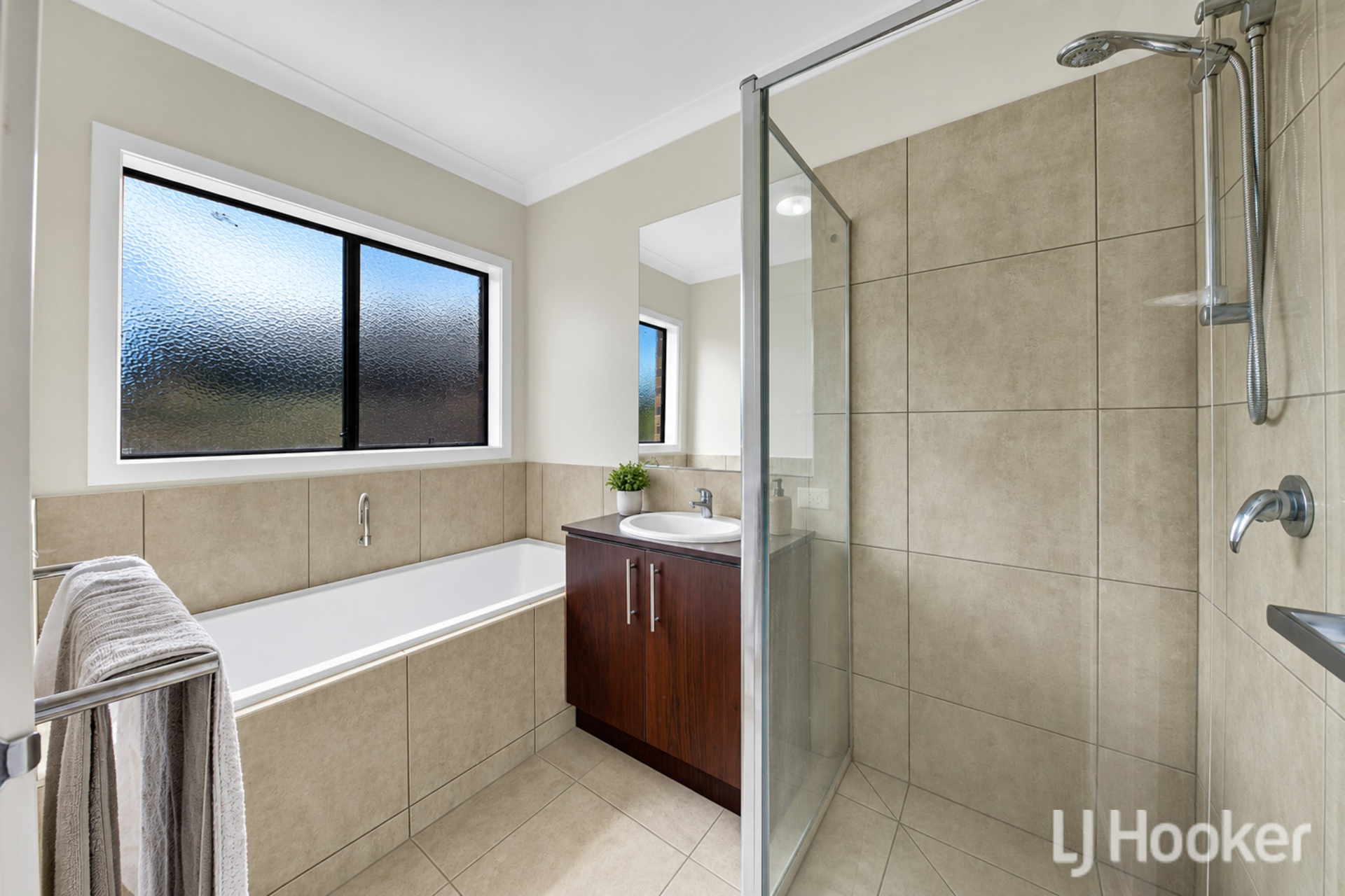 47 Granholm Grove — photo 7 of 10