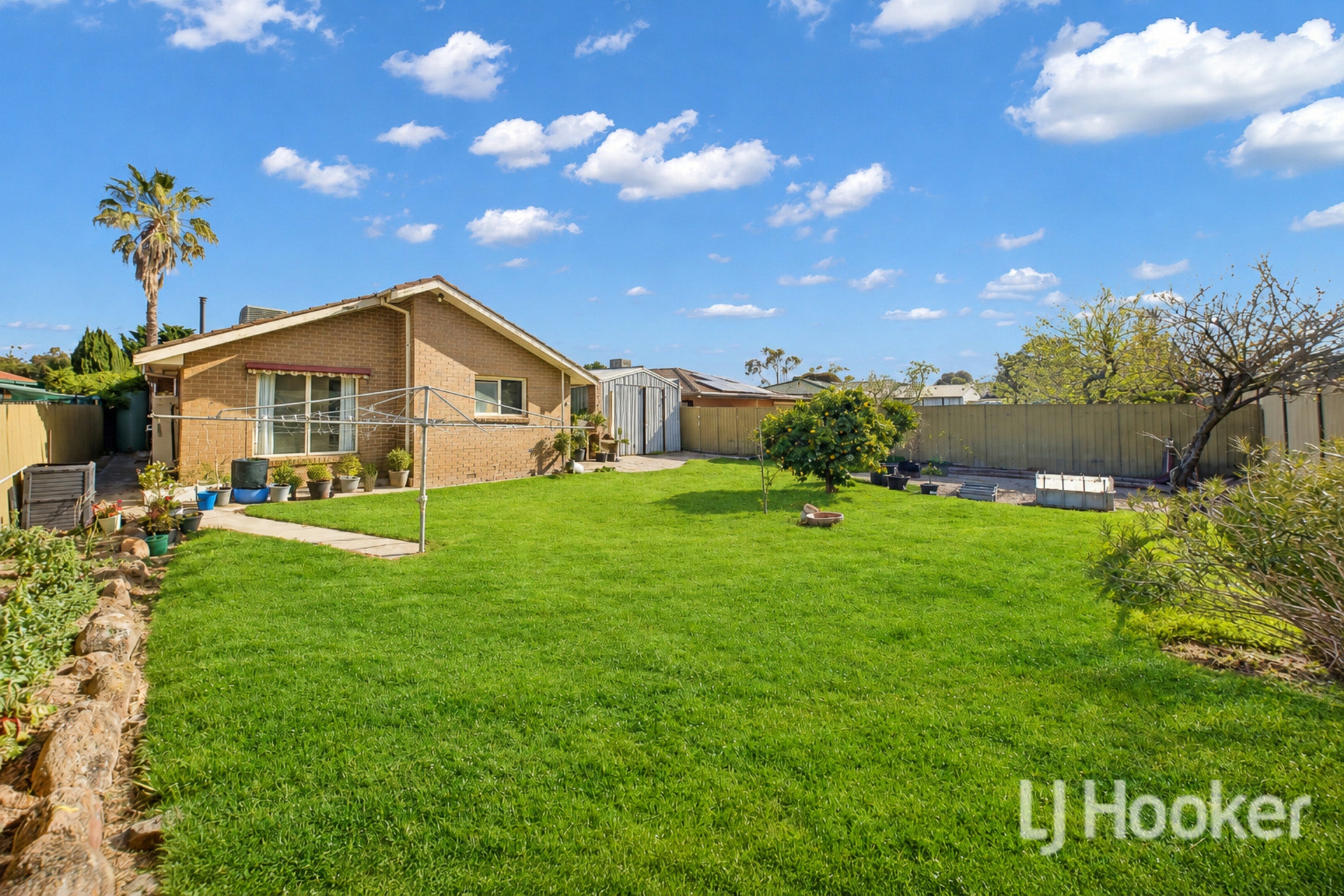 55 Dunvegan Drive — photo 12 of 12
