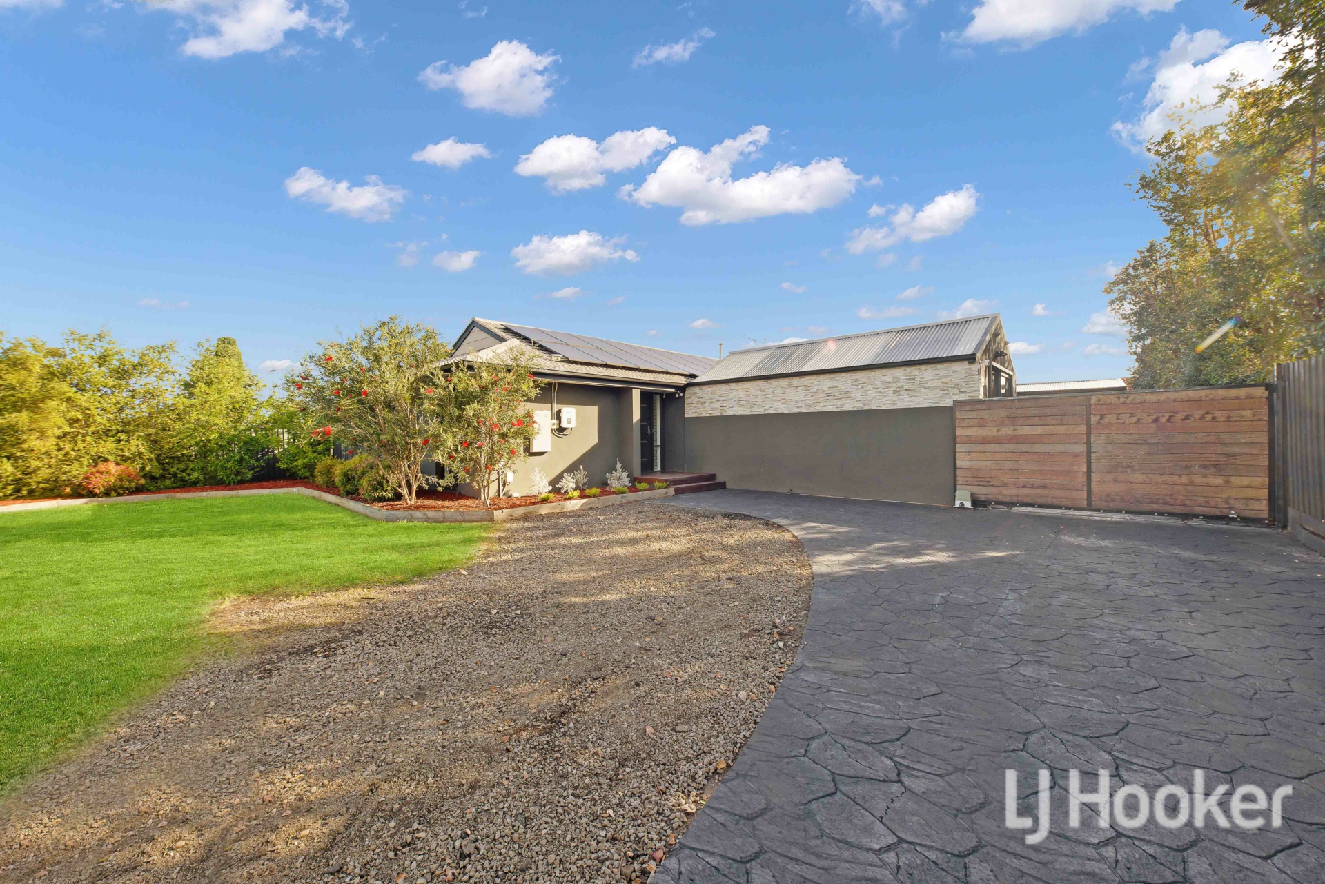 40 James Cook Drive — photo from LJ Hooker Melton