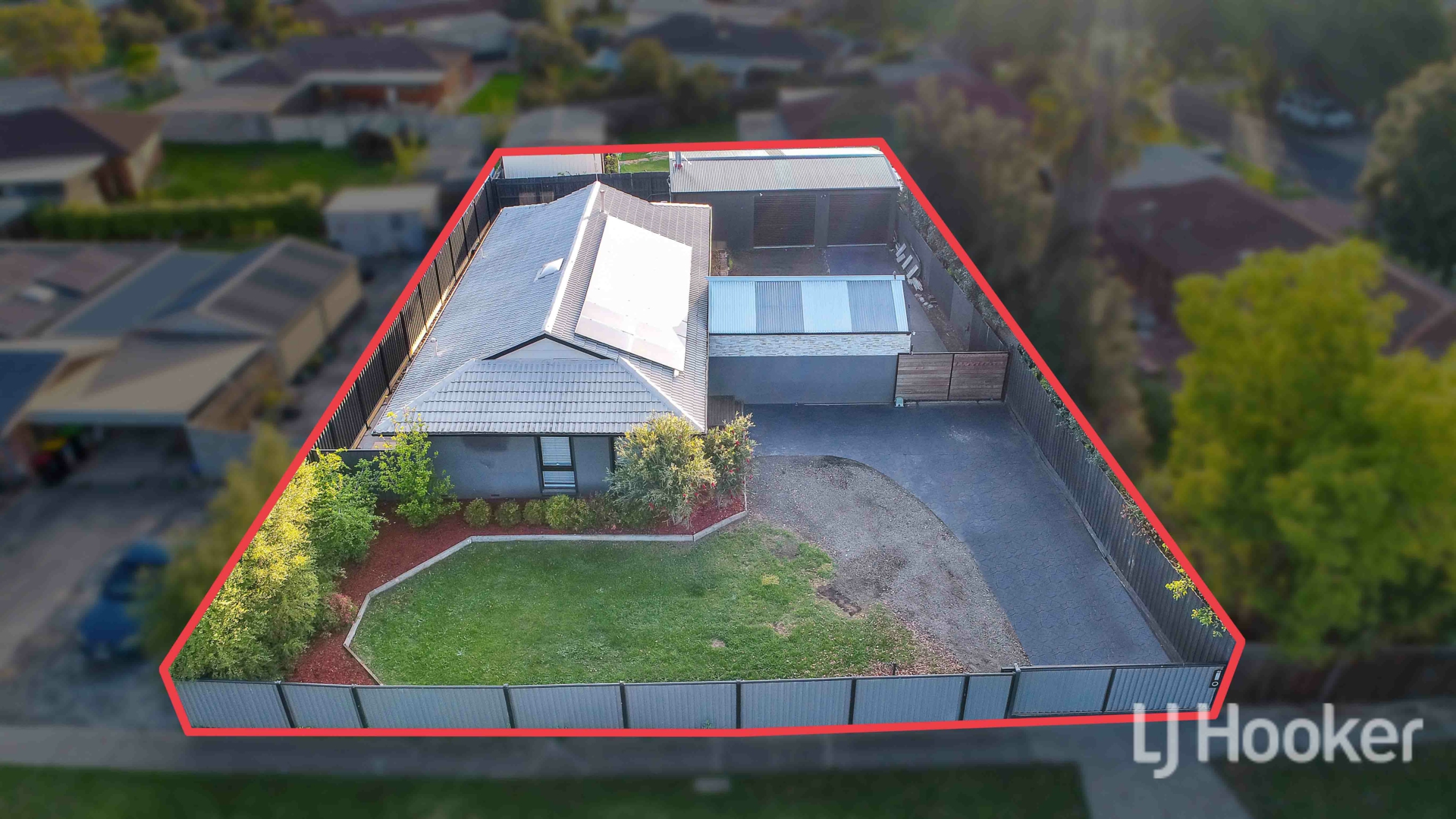 40 James Cook Drive — photo 18 of 20