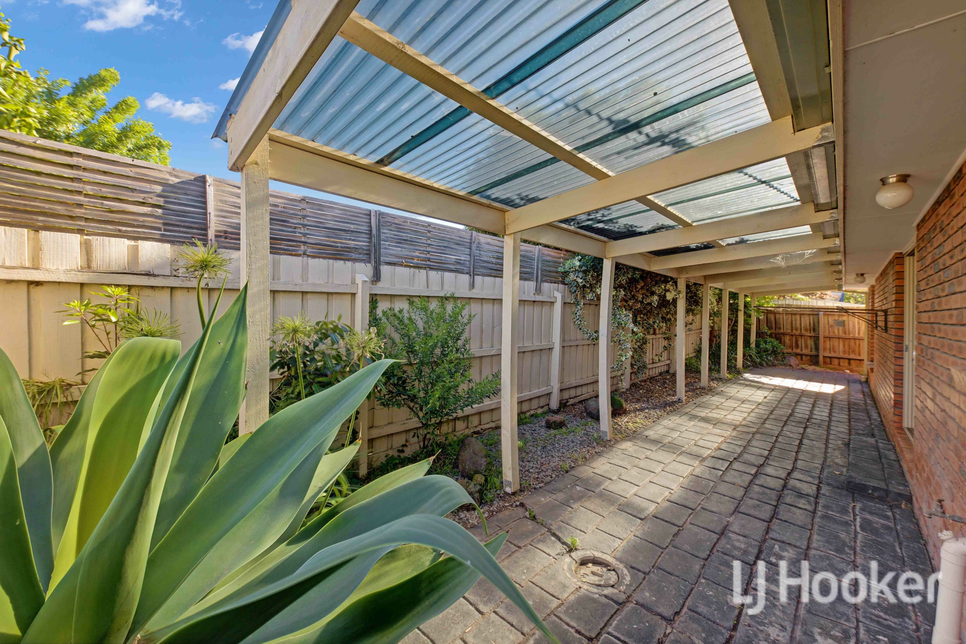 2/7 Haynes Court — photo 7 of 7