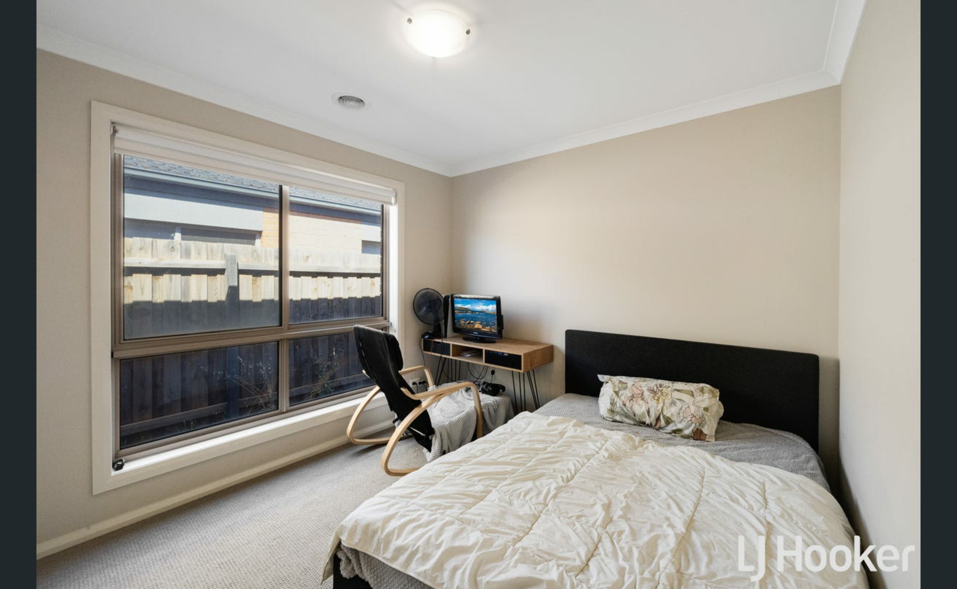 31 Robinson Drive — photo 4 of 10