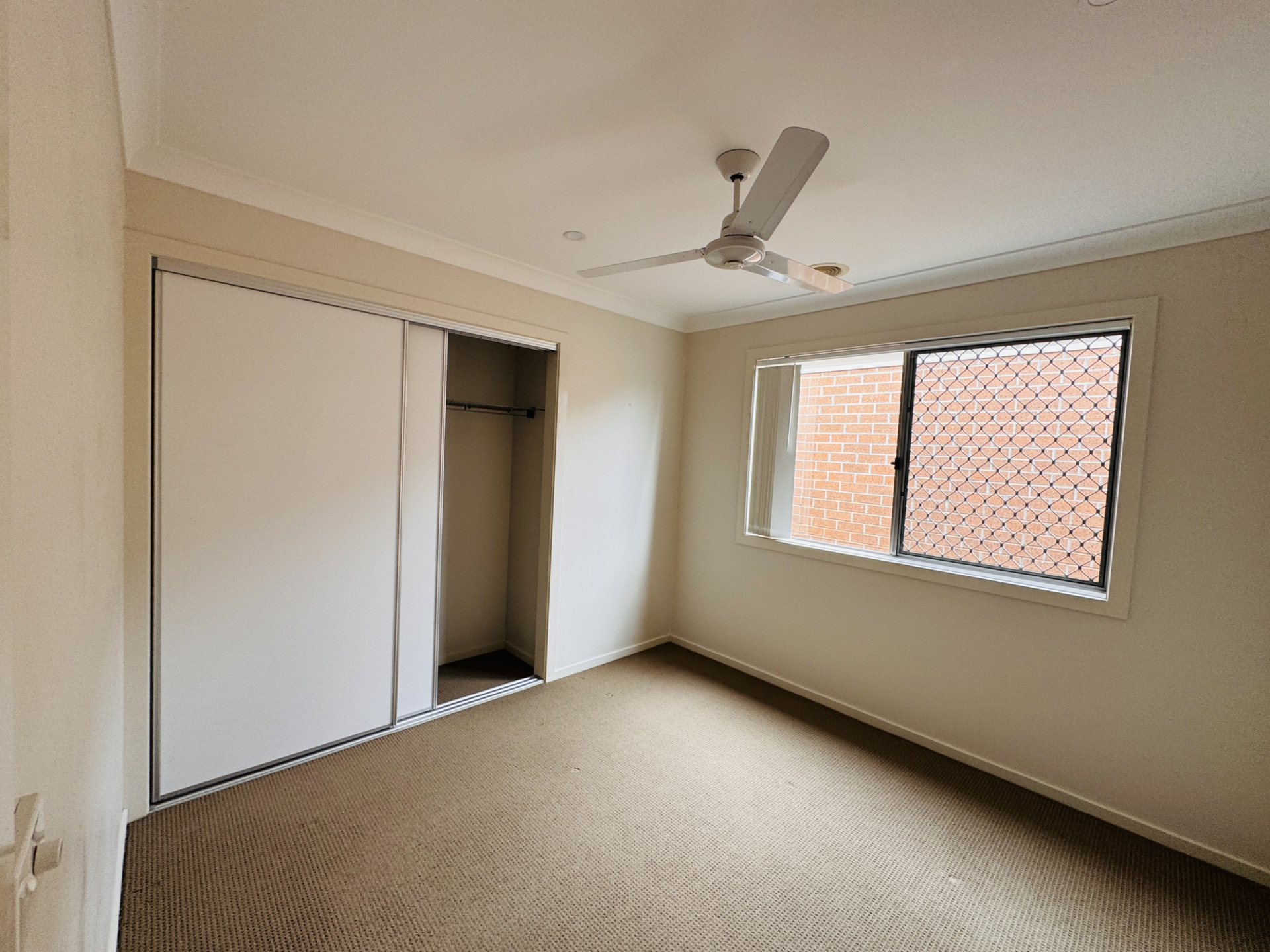 16 Cobbler Street — photo 3 of 13