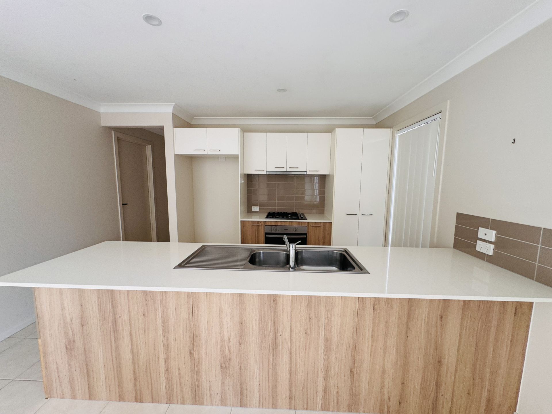 16 Cobbler Street — photo 9 of 13