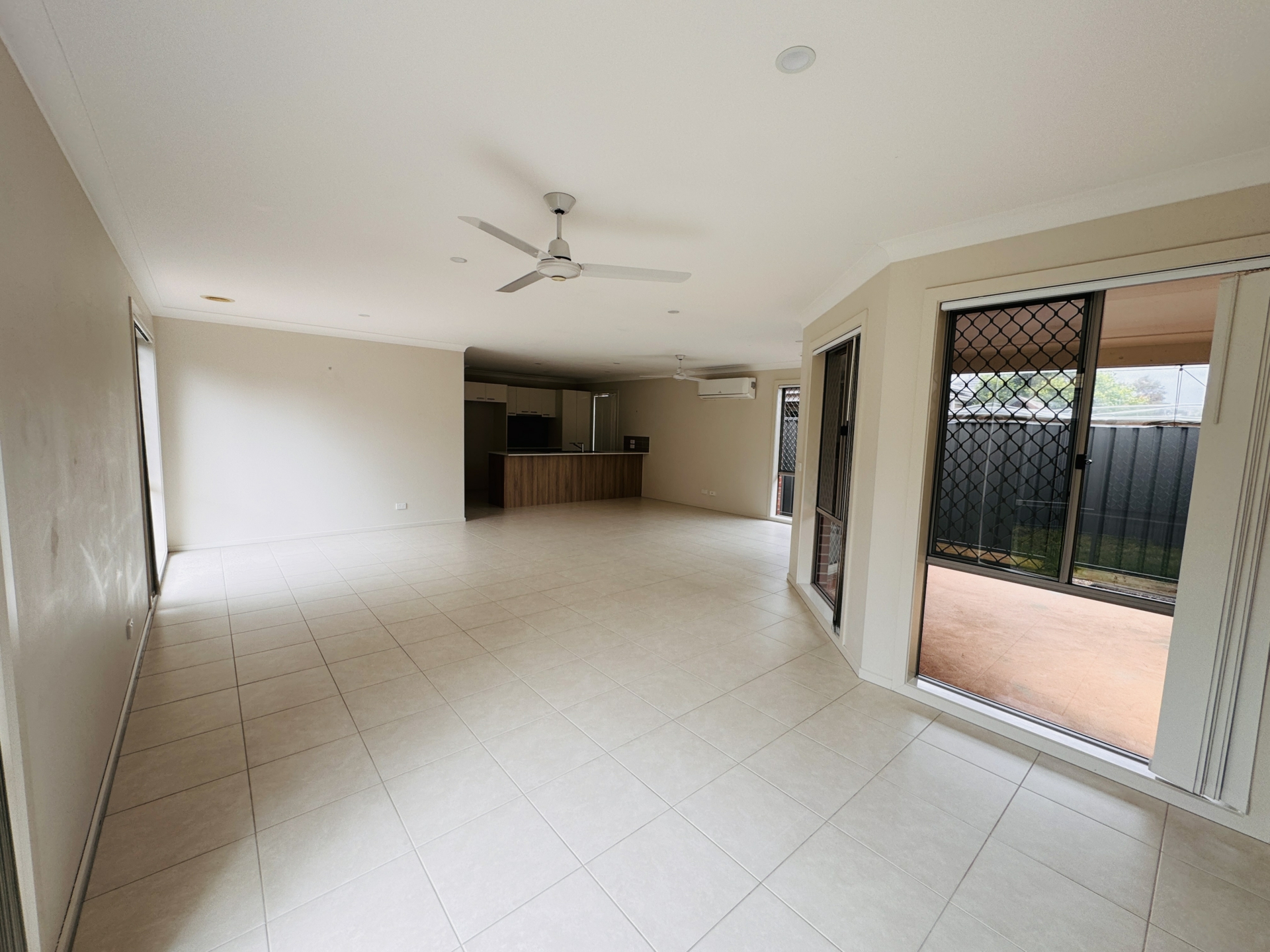 16 Cobbler Street — photo 11 of 13