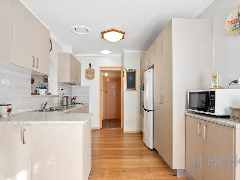 14 Cooper Avenue, ALTONA NORTH