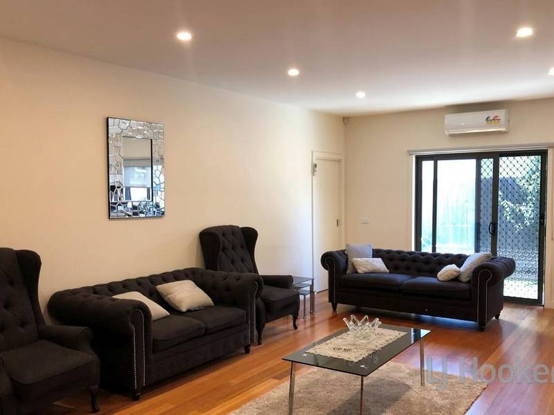 2/100 Blackshaws Road, SOUTH KINGSVILLE