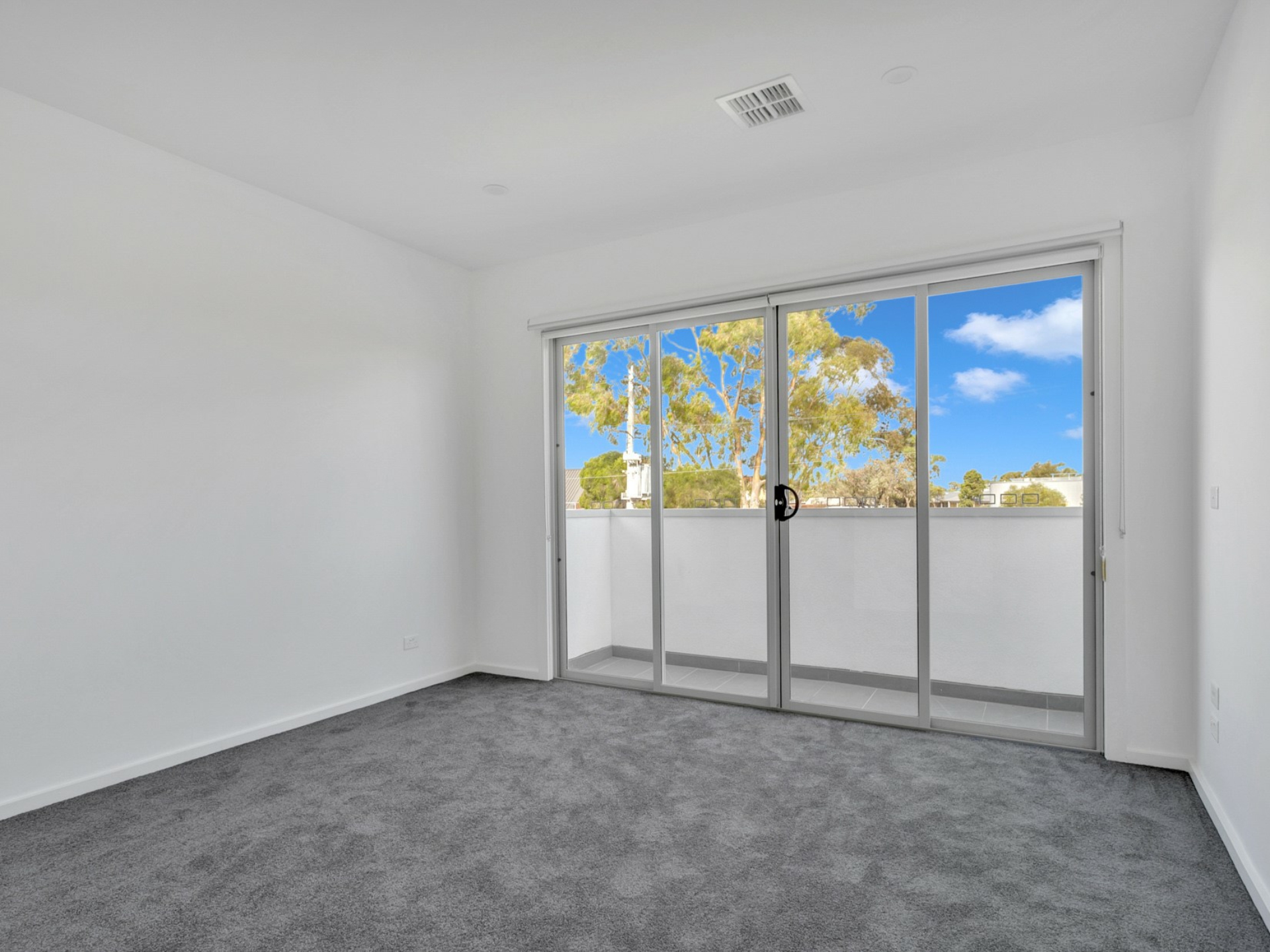 40 Blenheim Road, NEWPORT