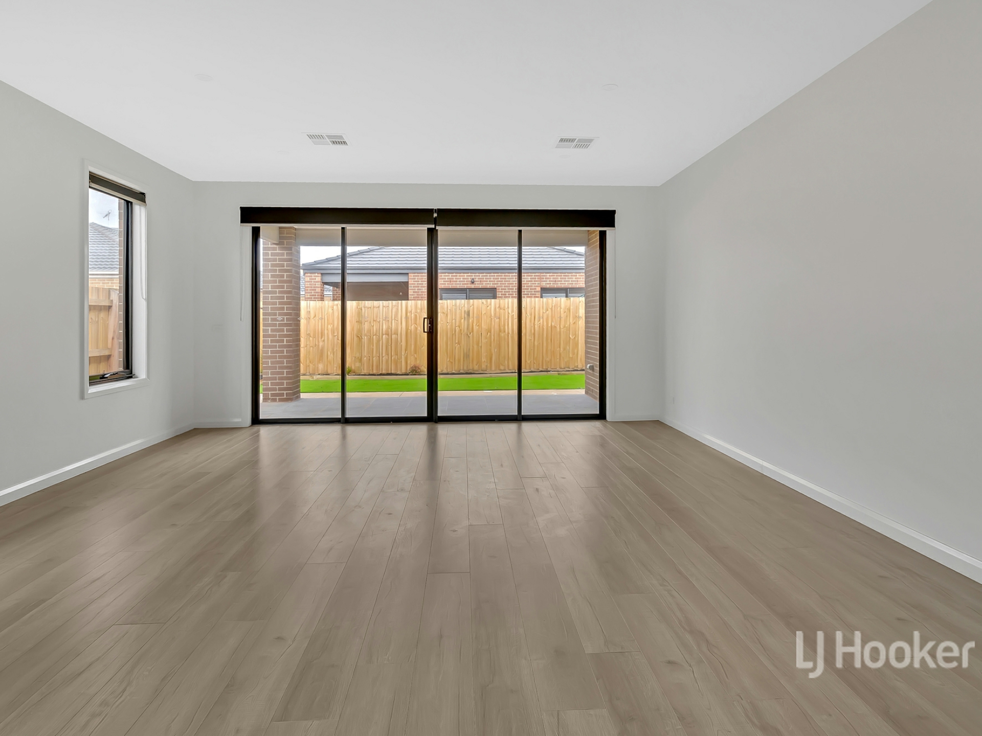 9 Moulsdale Way, AINTREE